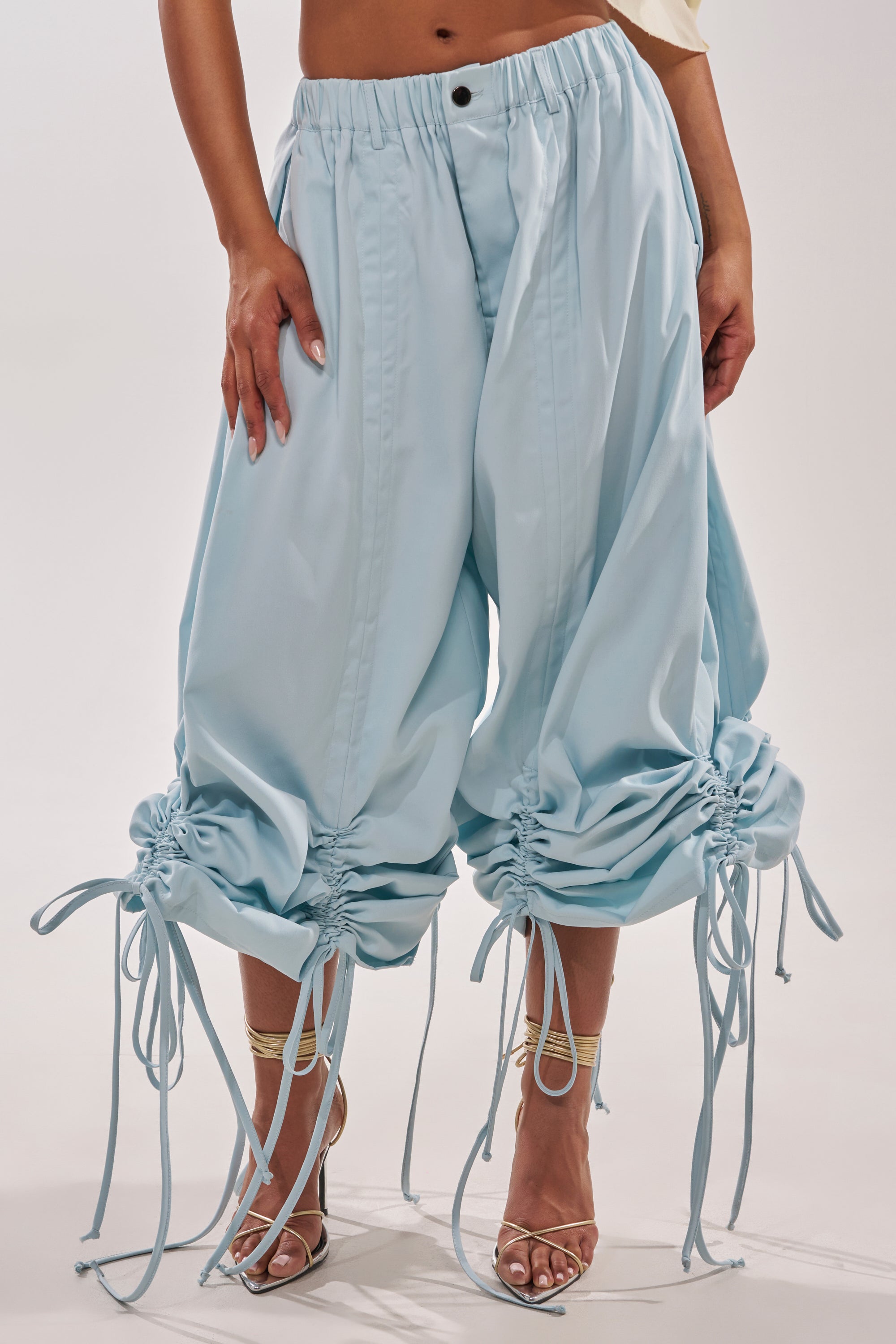 DRAMA RUCHED JOGGER IN BLUE