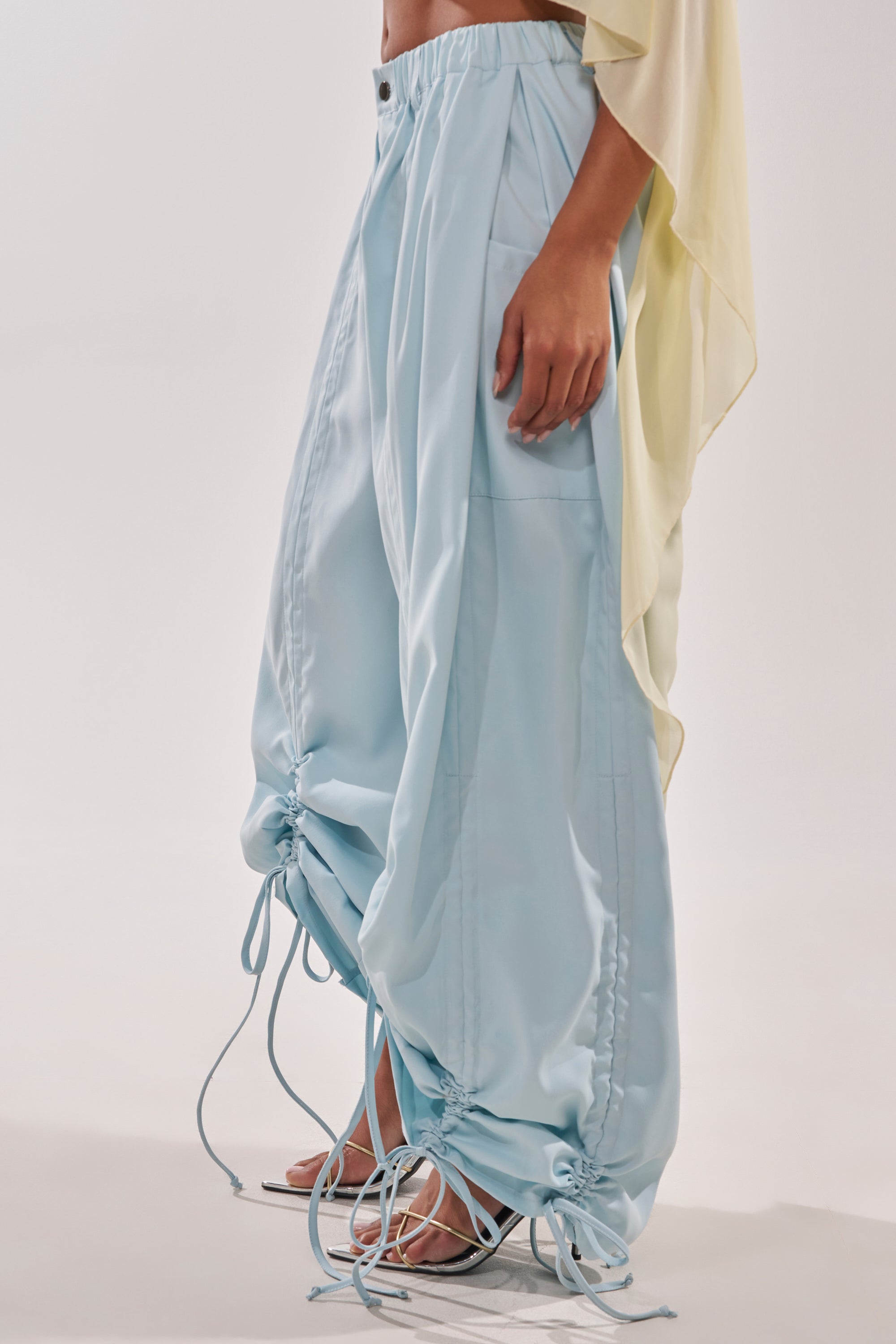 DRAMA RUCHED JOGGER IN BLUE