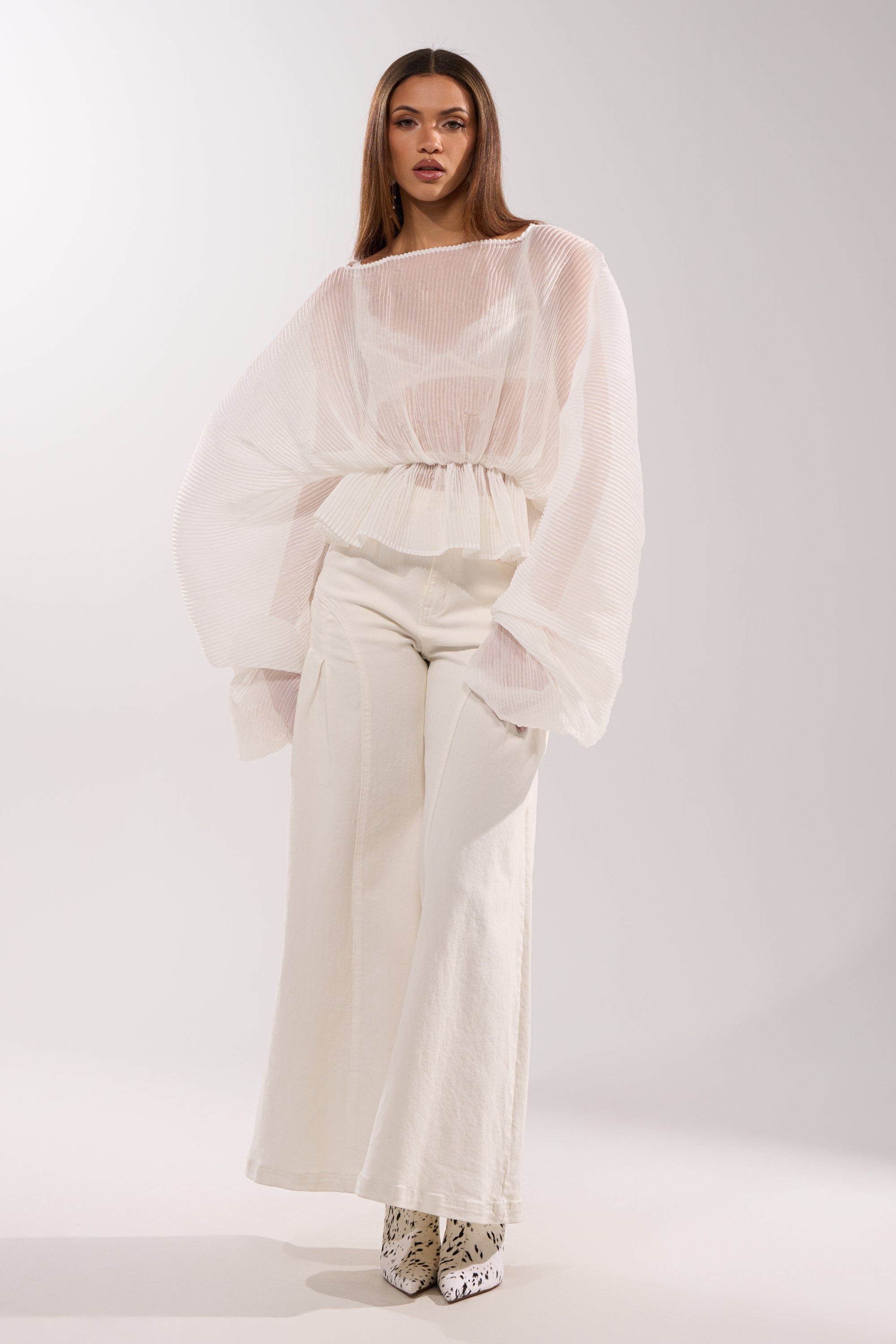 PRETTY GIRL PROBLEMS BLOUSE IN WHITE