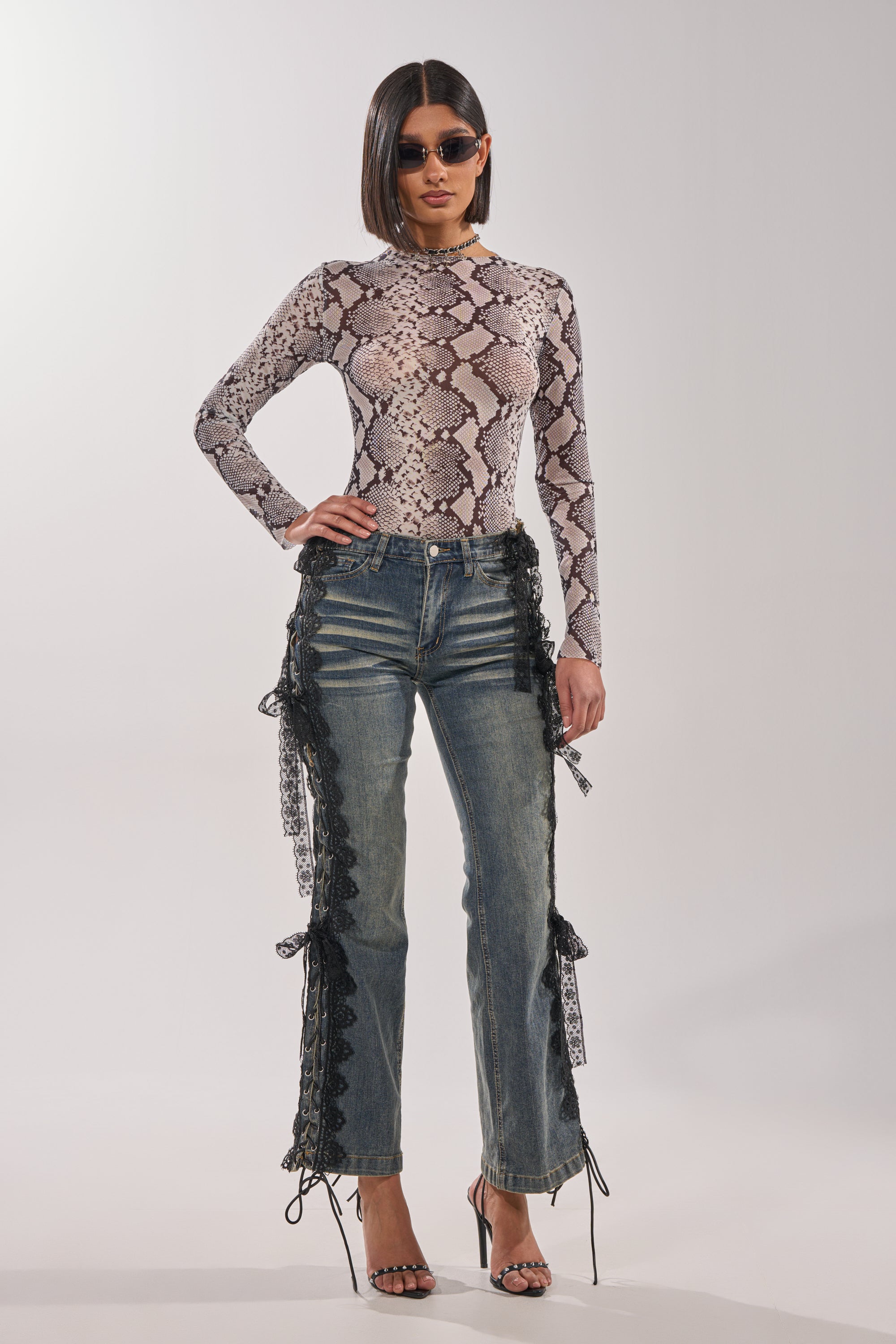 OMBRE SNAKE LONG SLEEVE MESH TOP IN GREY MULTI
