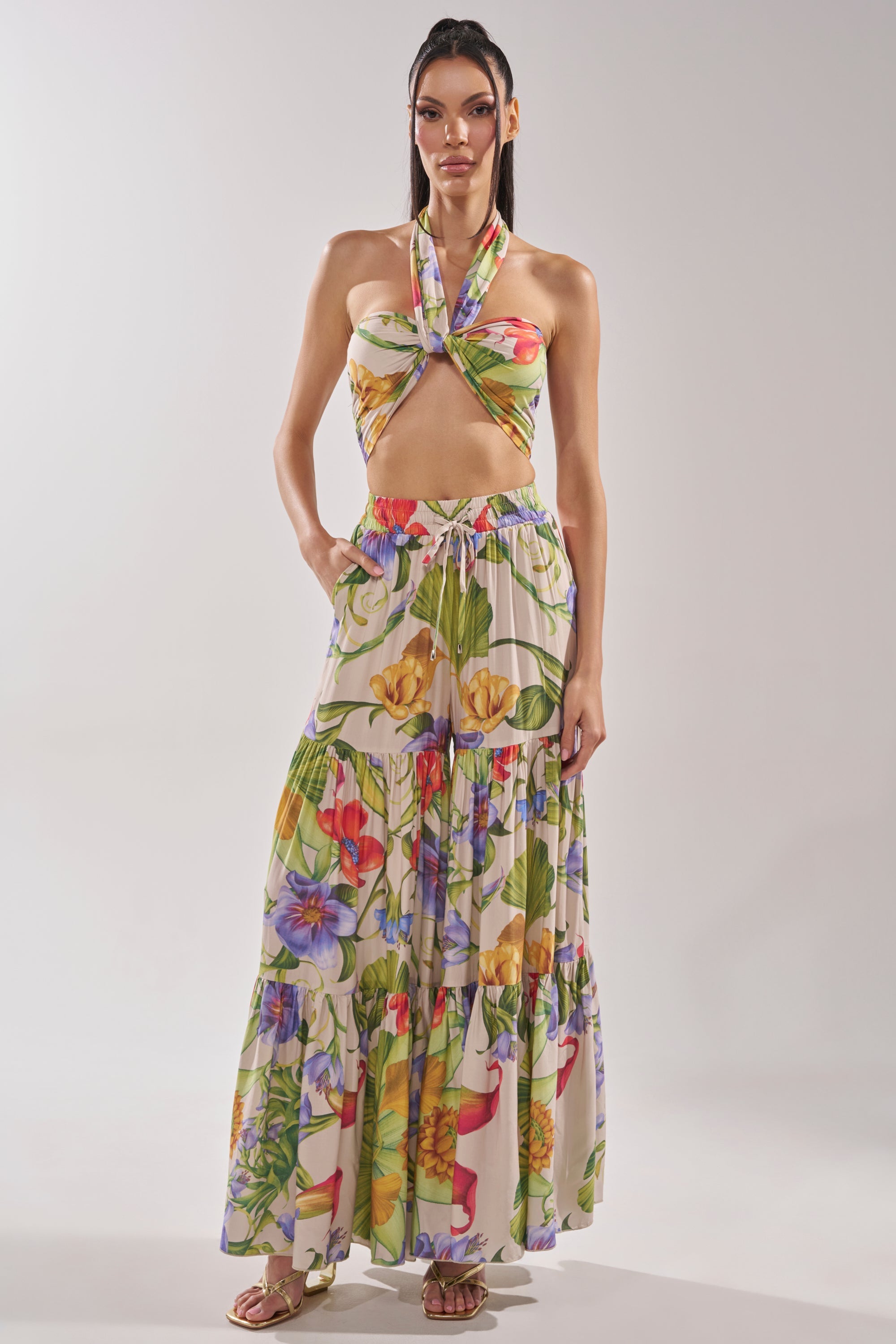 INTO THE GARDEN FLORAL BLOUSE