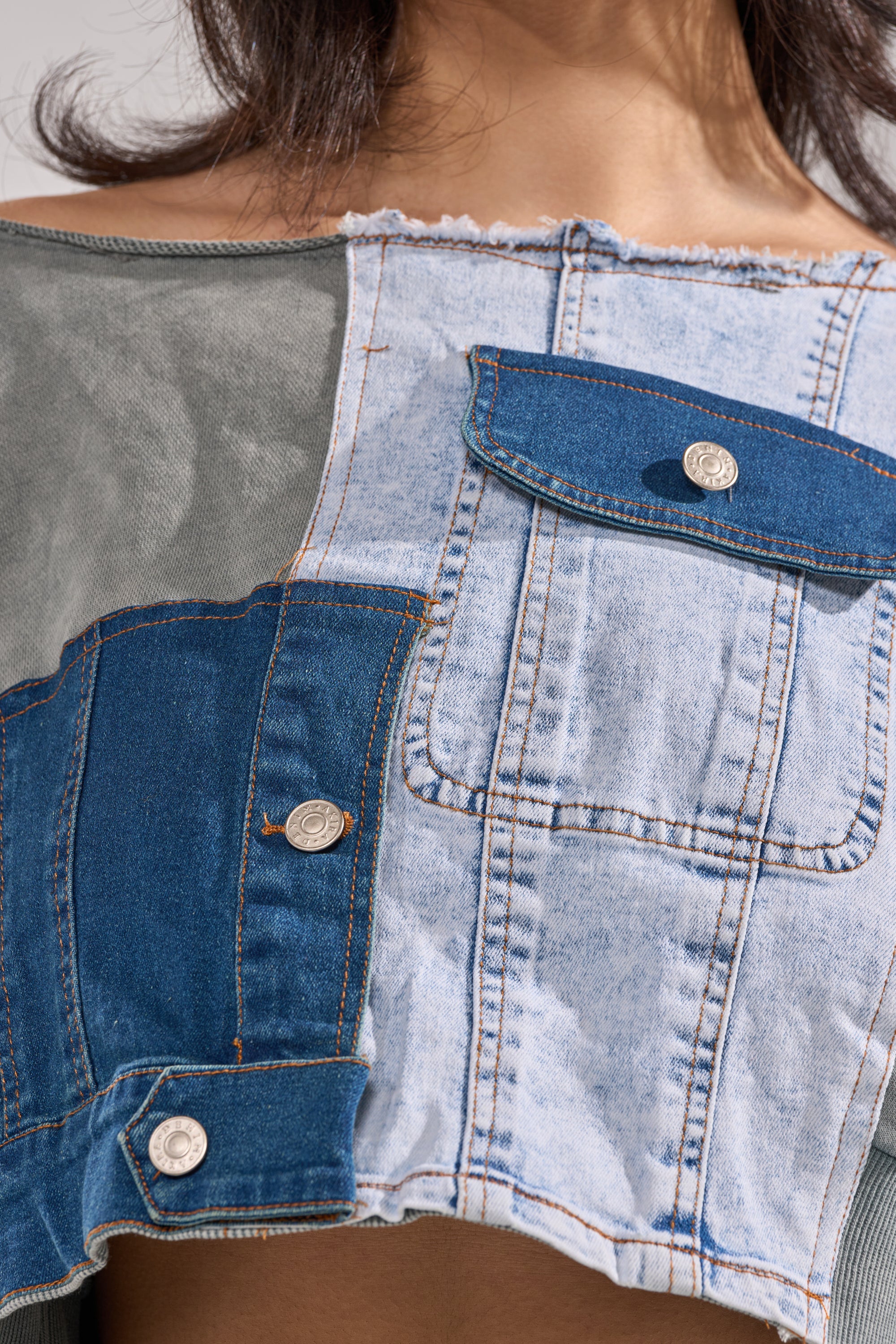 DENIM DREAMS ZIPPER DETAIL SWEATSHIRT