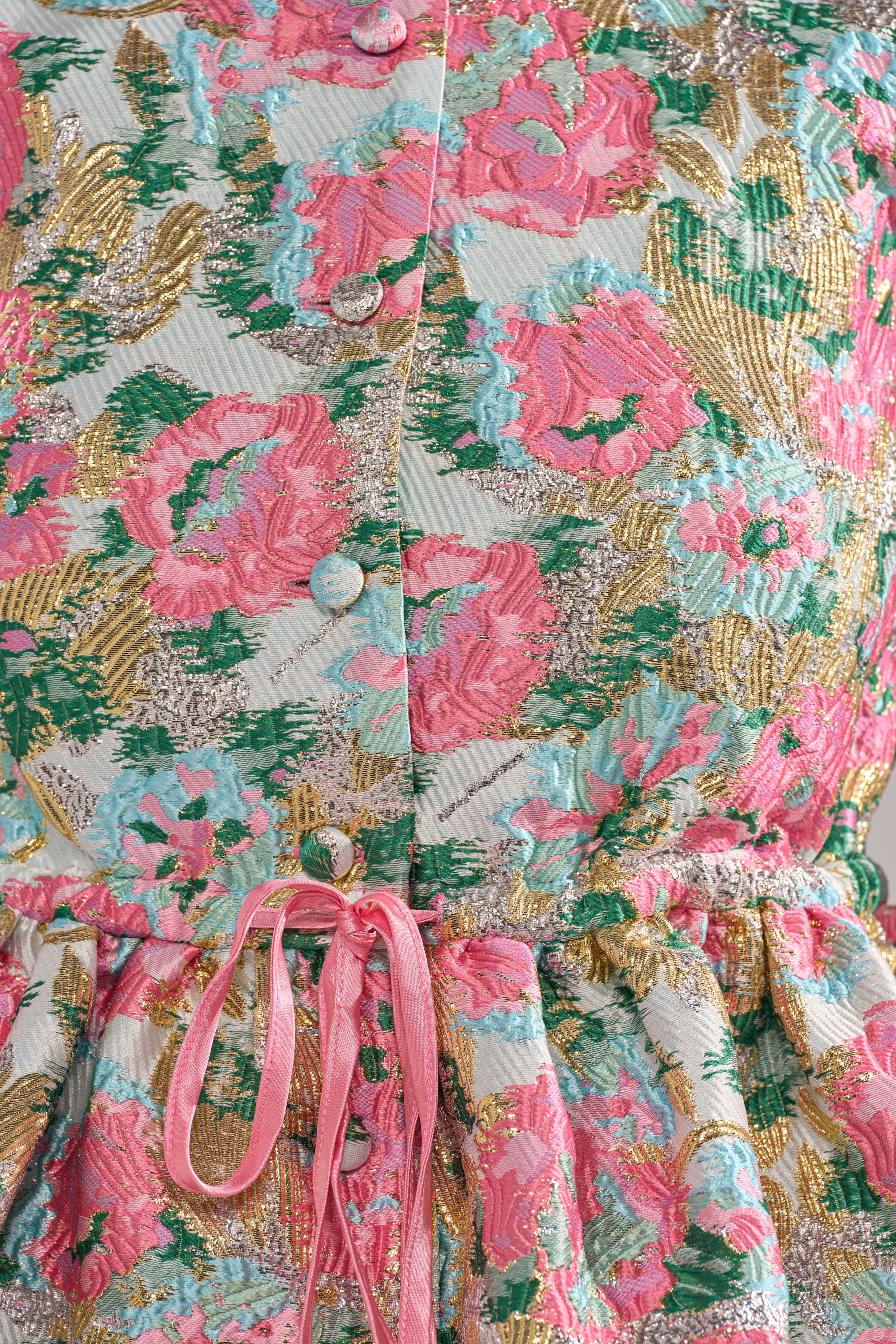 TEA TIME FLORAL BROCADE SHORT SLEEVE BLOUSE