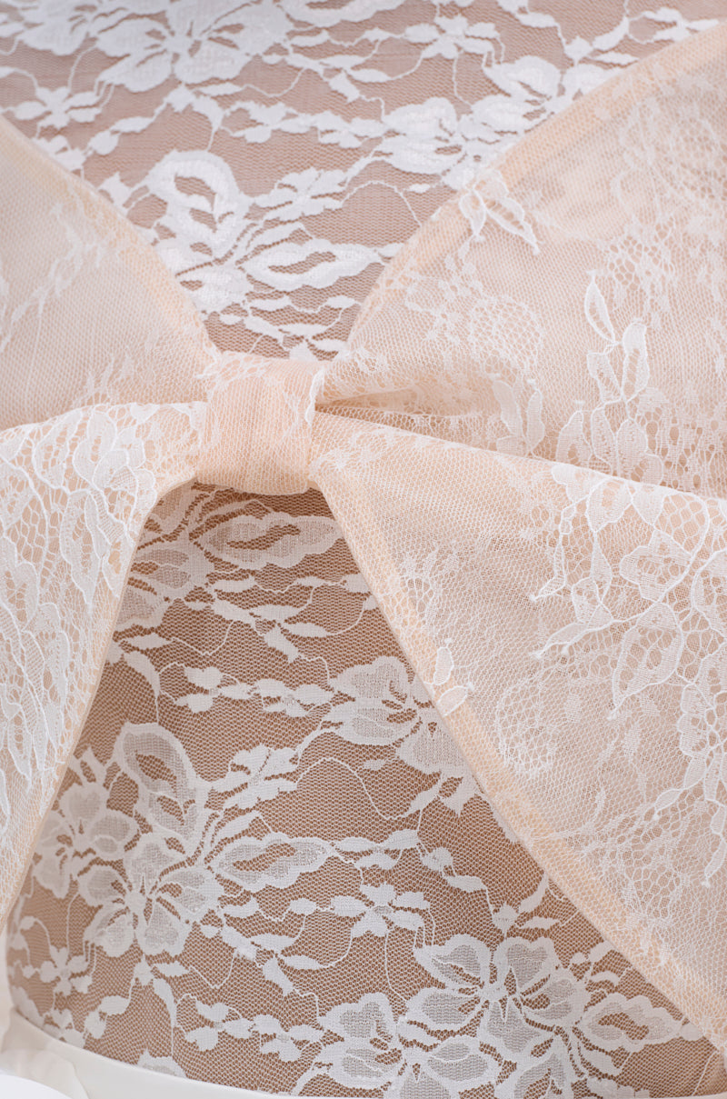 I'M A STAR LACE BOW TOP