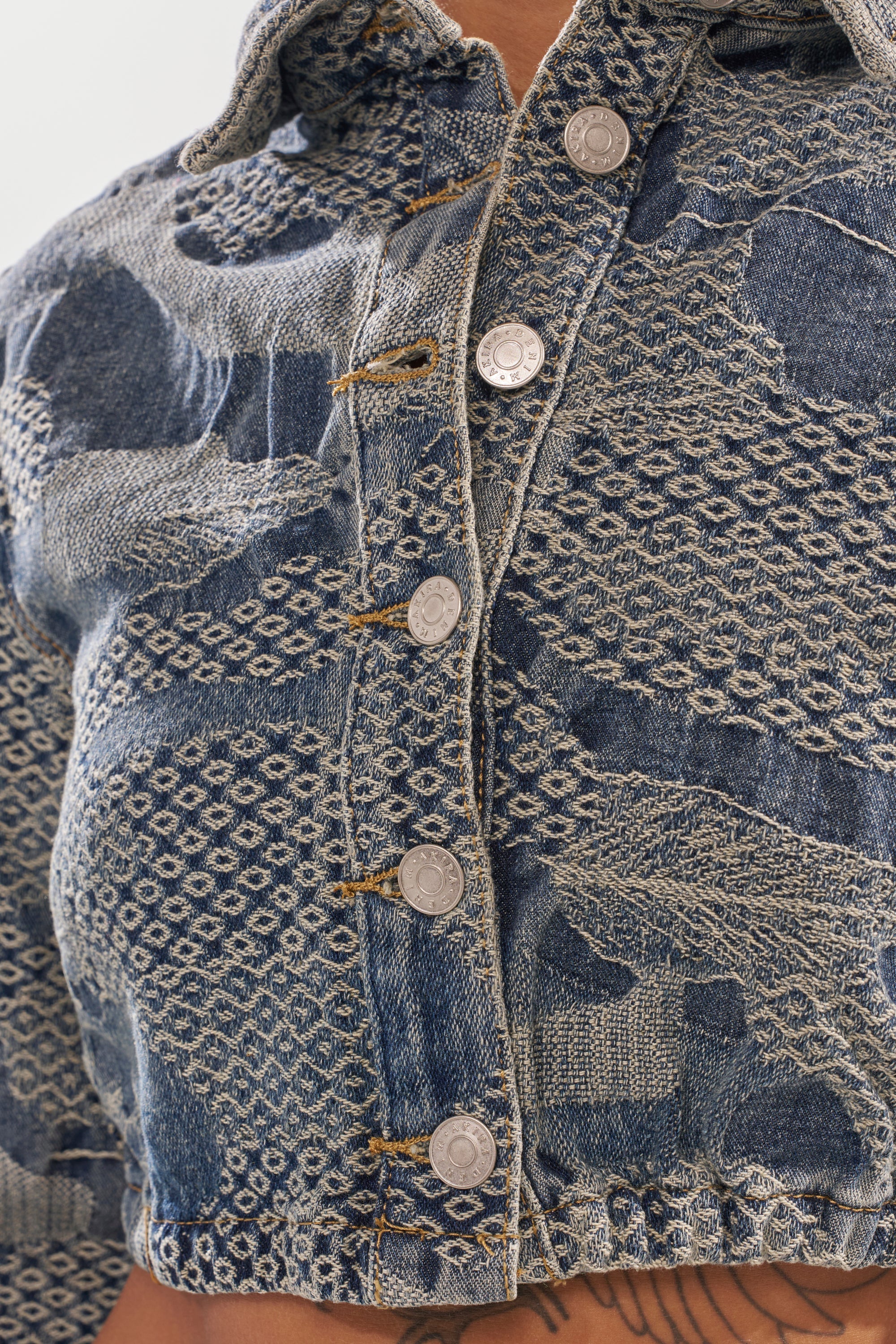 I THINK YOU WANNA KNOW DENIM BUTTON DOWN