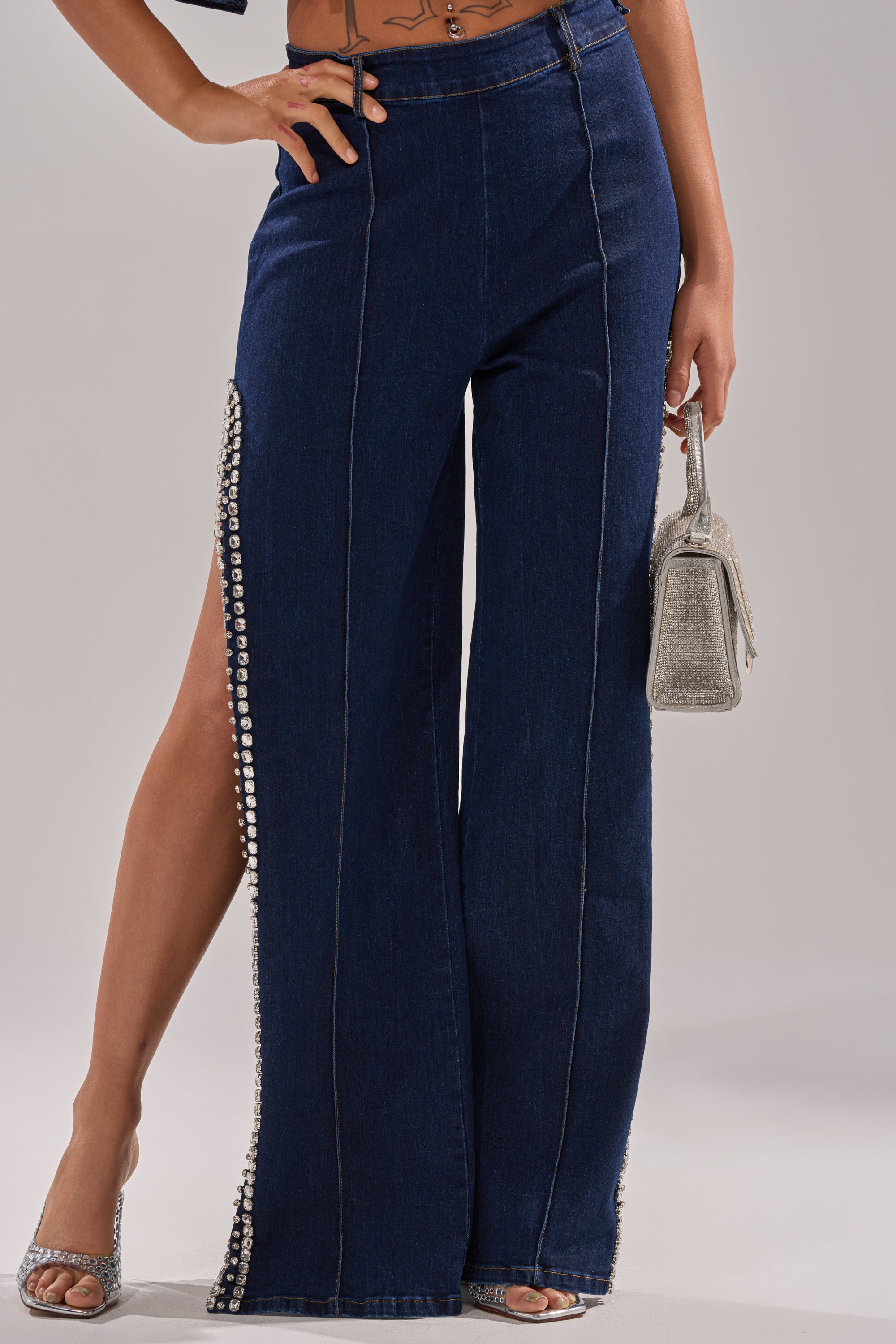 POPPIN OUT RHINESTONE DENIM PANT IN DARK WASH DENIM