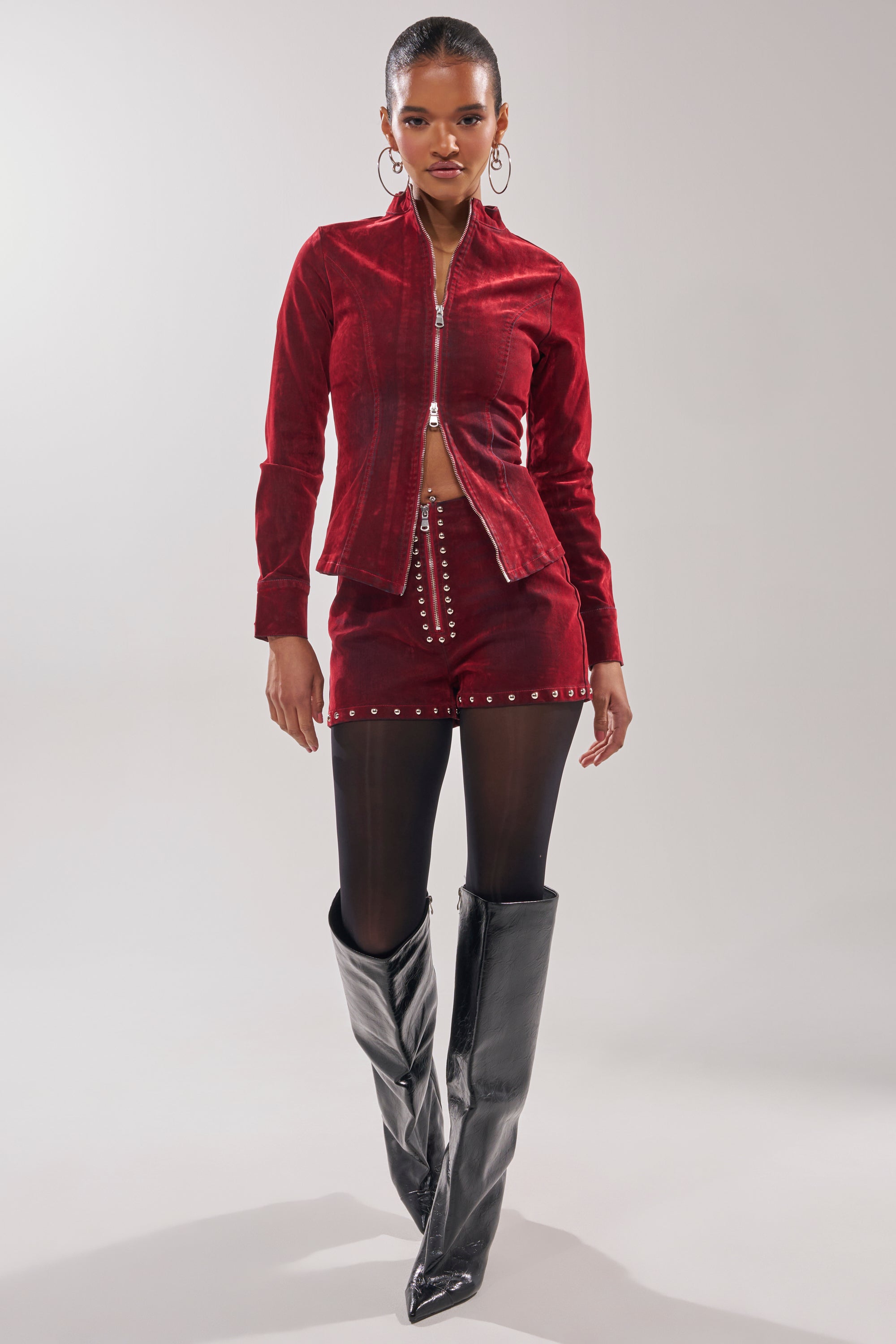 RODEO VIBES VELVET DENIM STUDDED SHORT