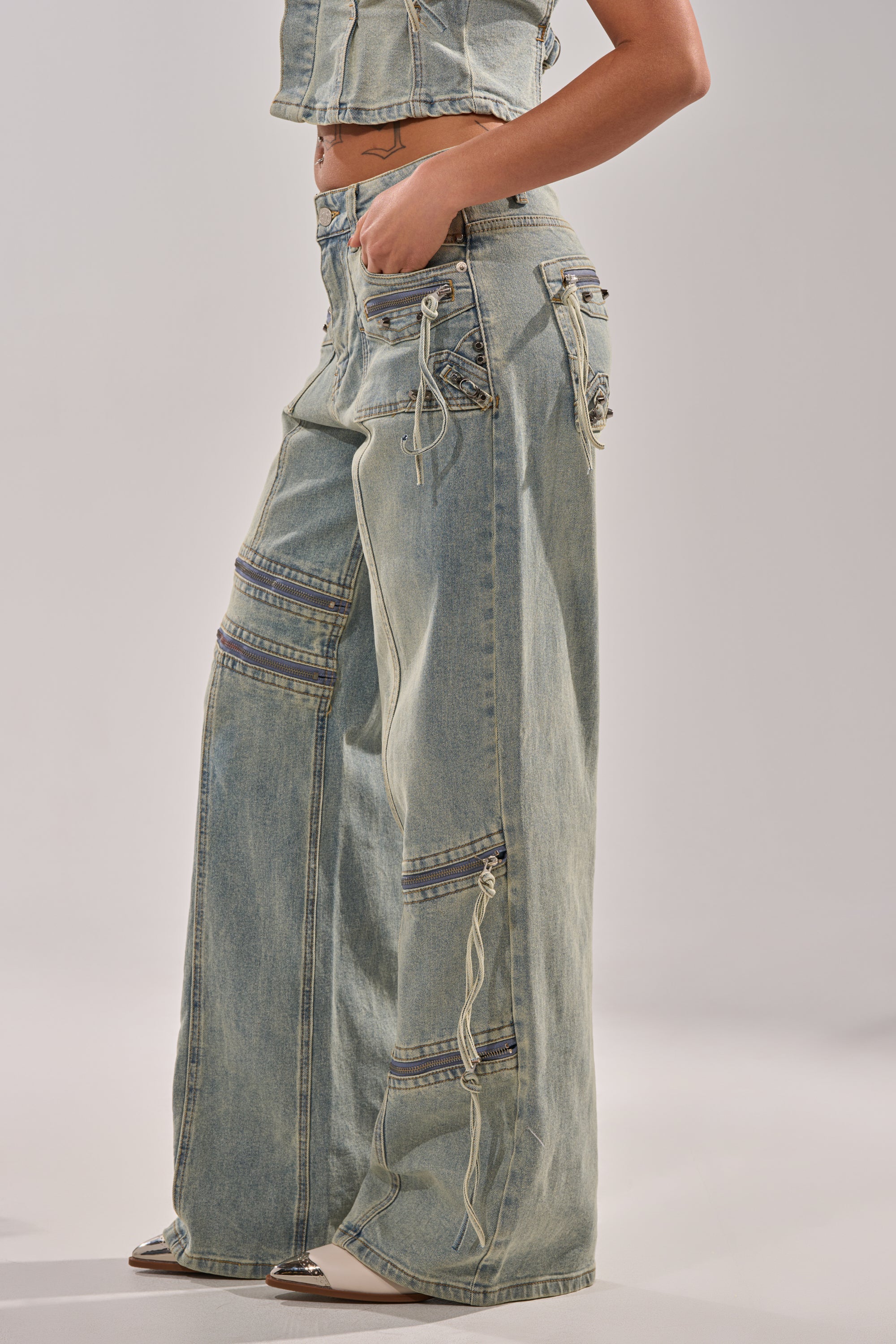 COMEBACK ERA WIDE LEG DENIM JEANS