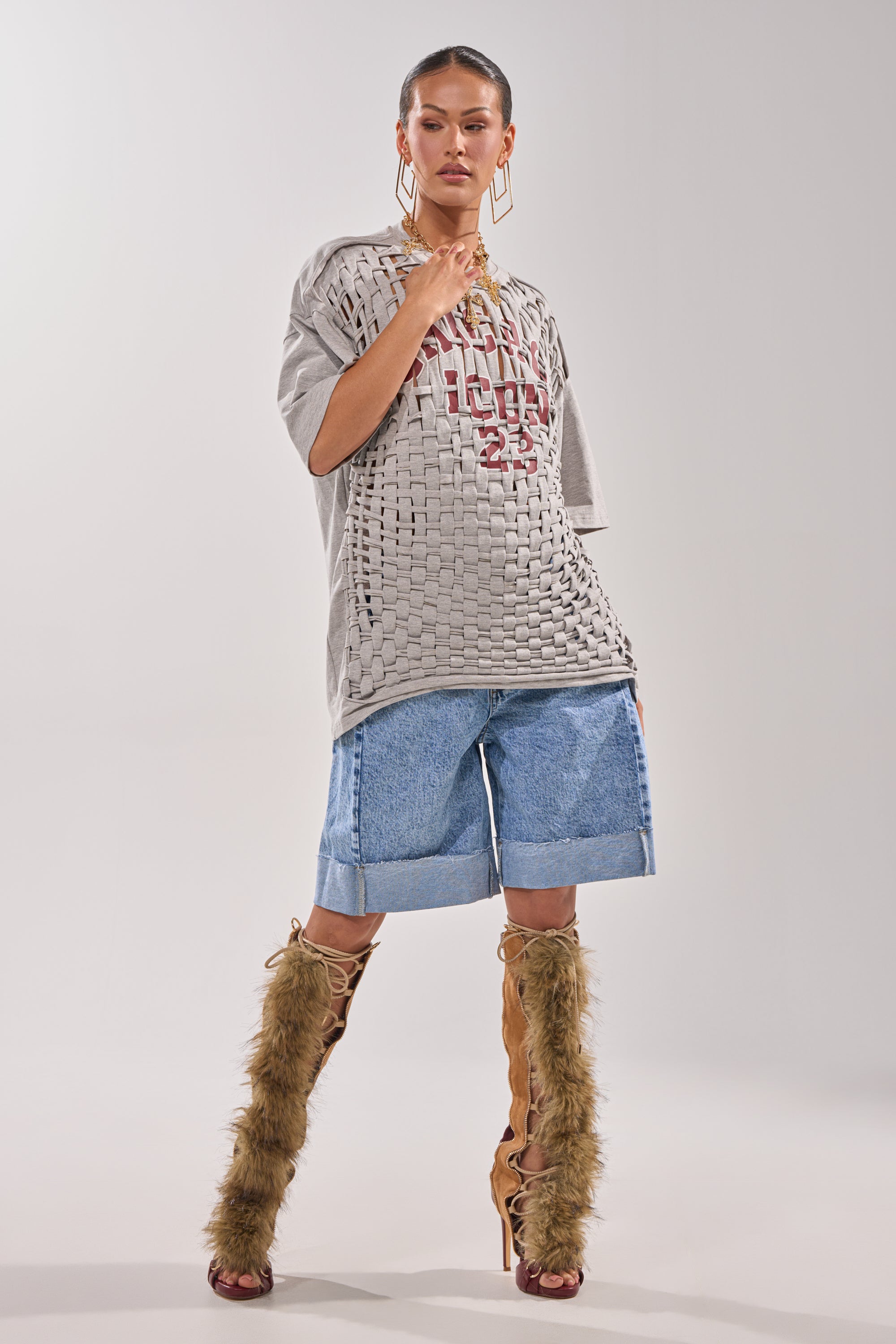 DISTRESSED FOR LIFE OVERSIZED TEE