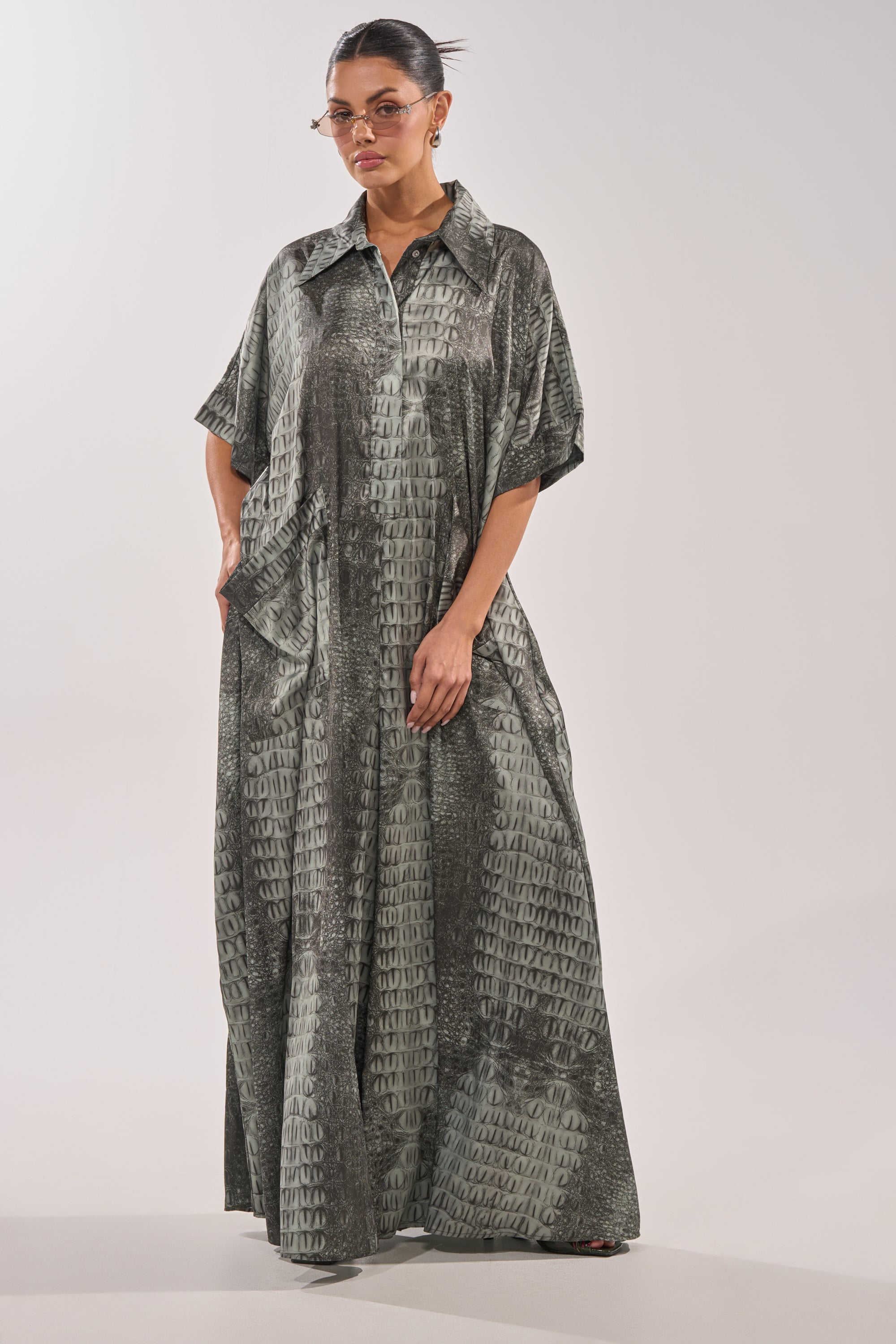 SHE'S RICH OVERSIZED JUMPSUIT IN SNAKE