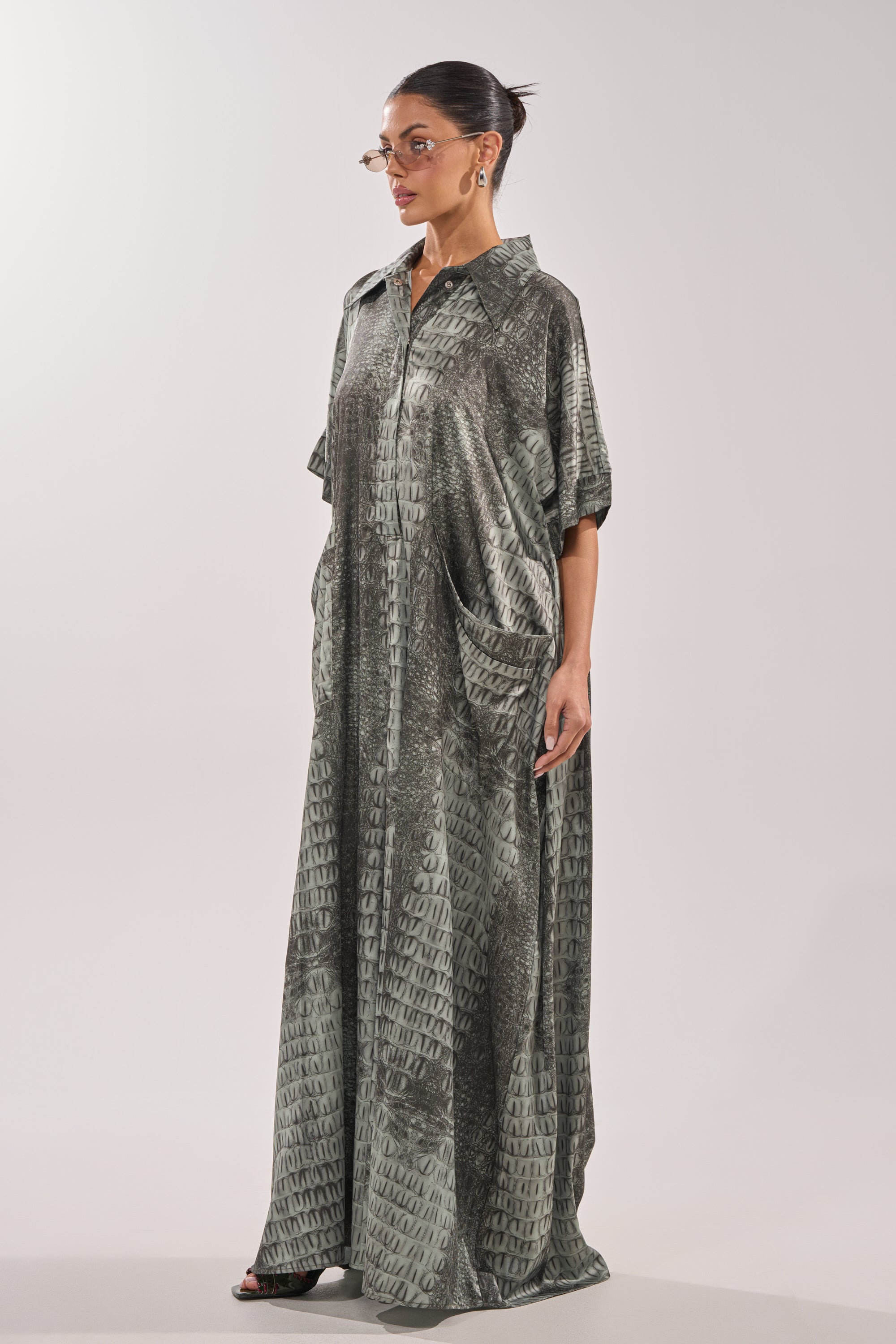 SHE'S RICH OVERSIZED JUMPSUIT IN SNAKE