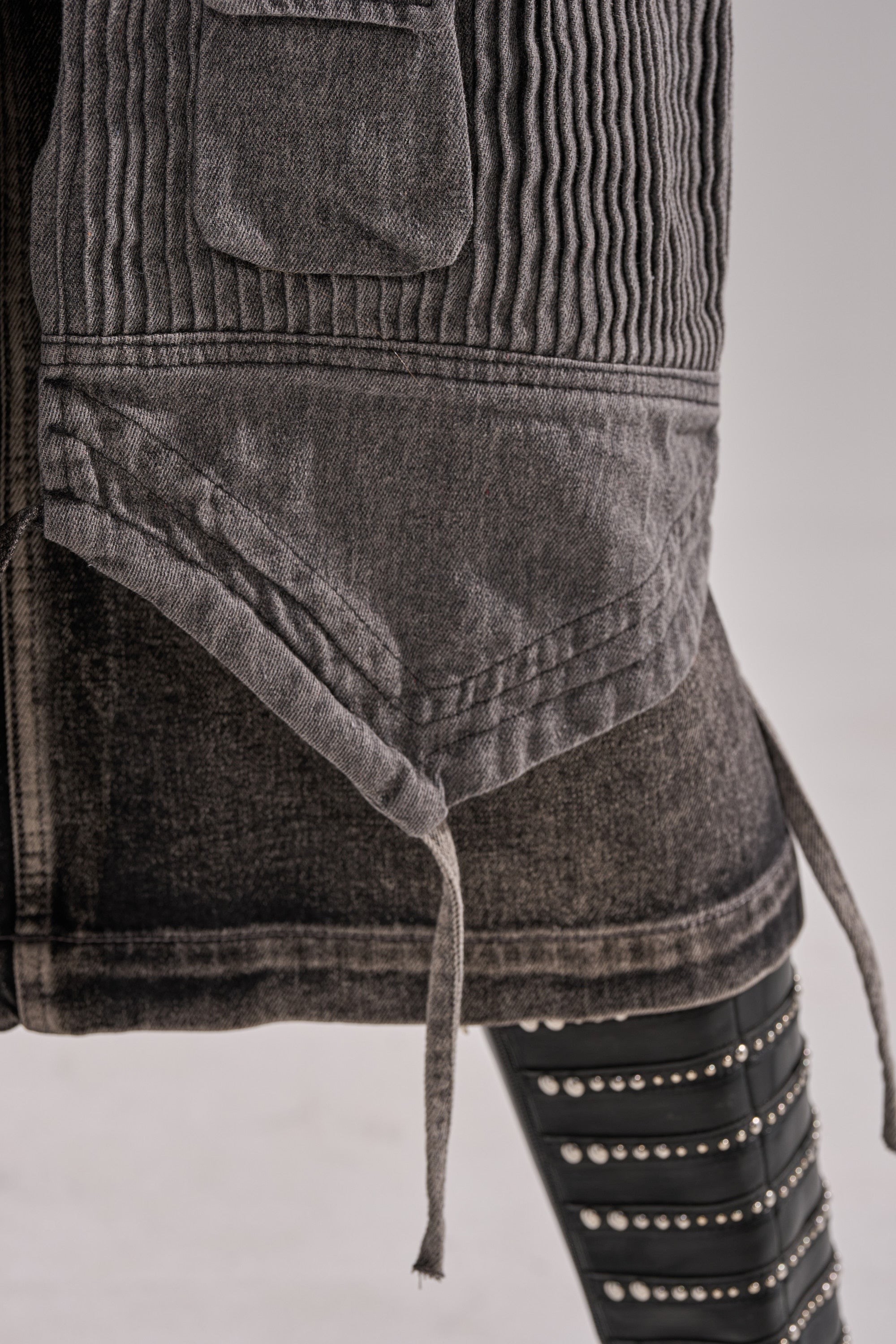 KEEP YOU WAITING DENIM VEST