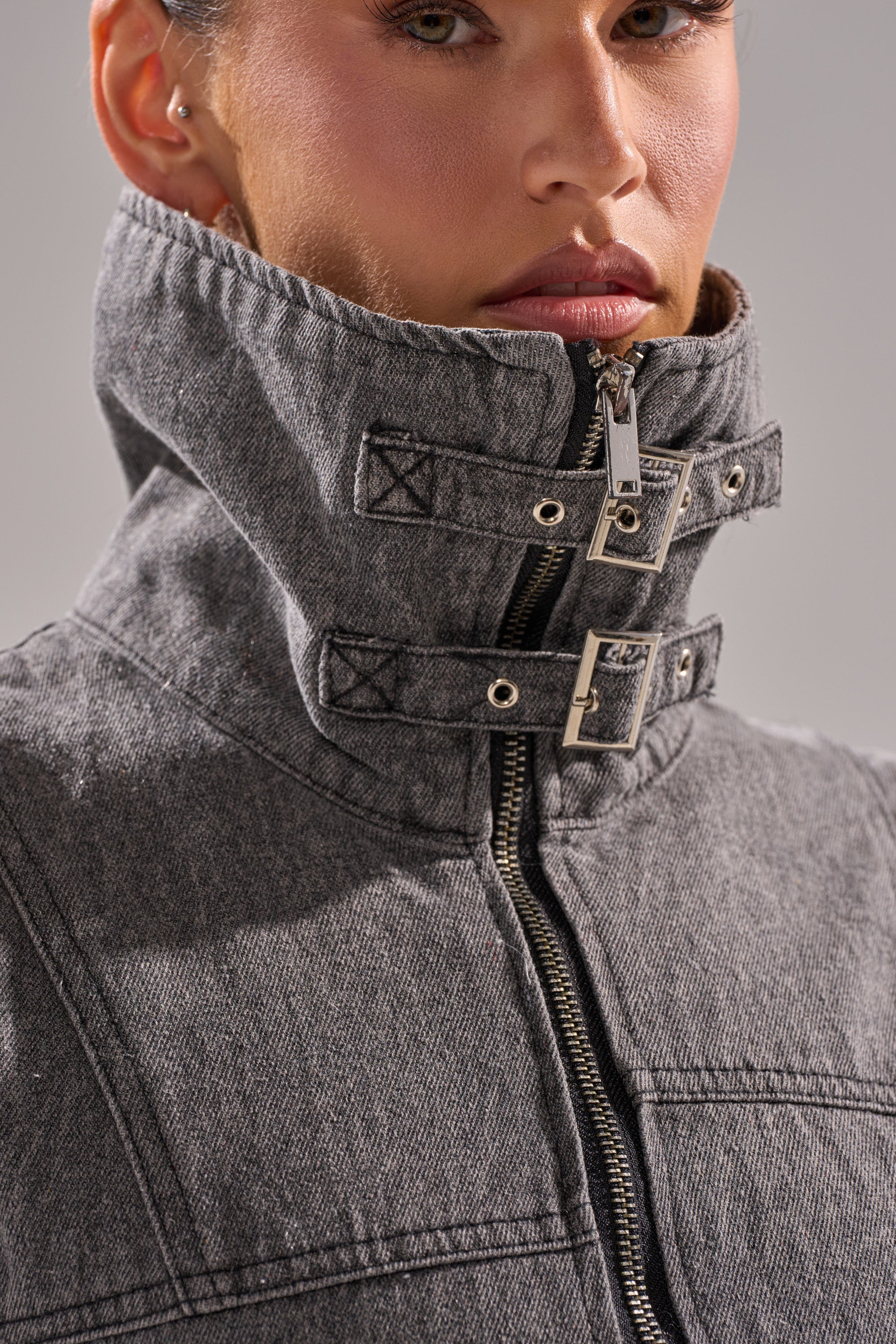 KEEP YOU WAITING DENIM VEST