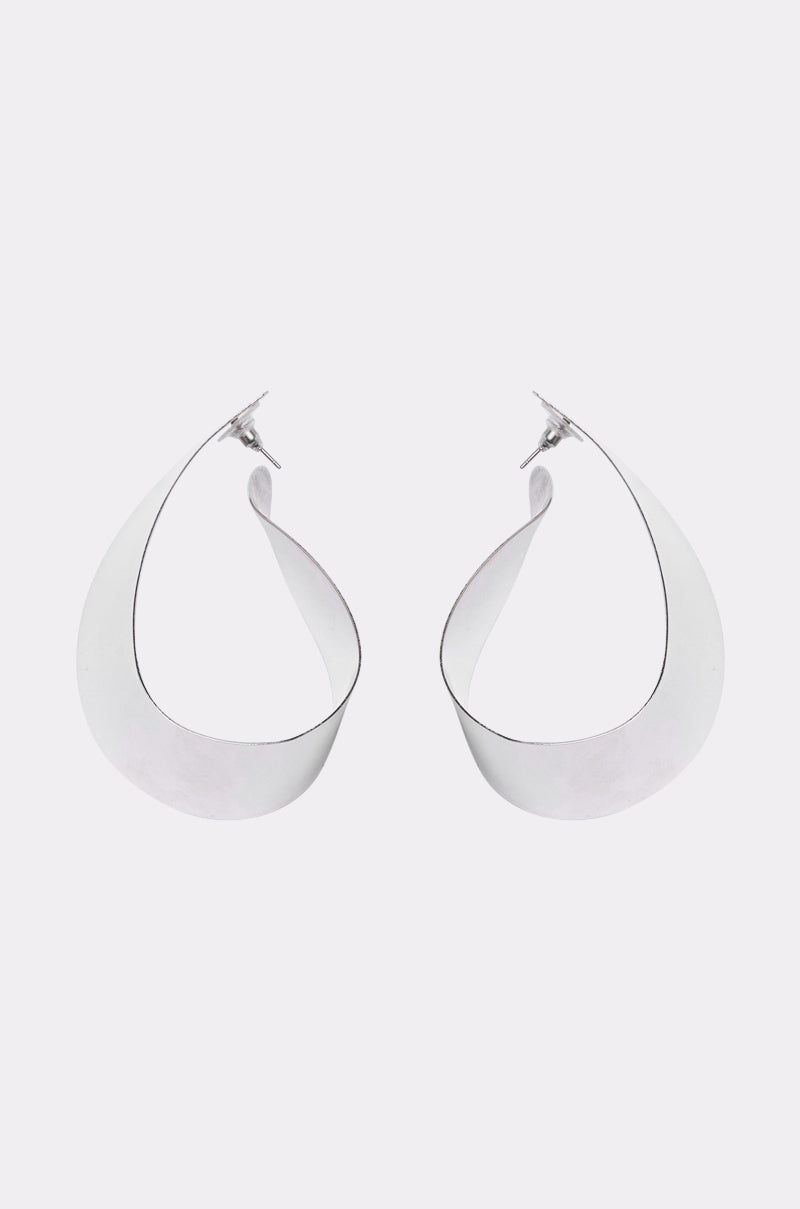 HOOPIN EARRING