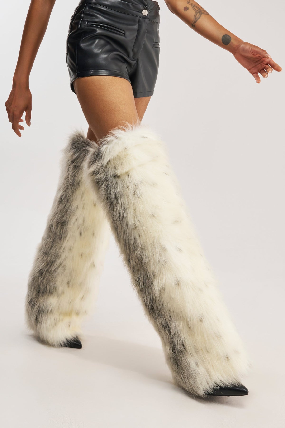 AZALEA WANG LANGLEYE CREAM MULTI SNOW LEOPARD THIGH HIGH FUR BOOT