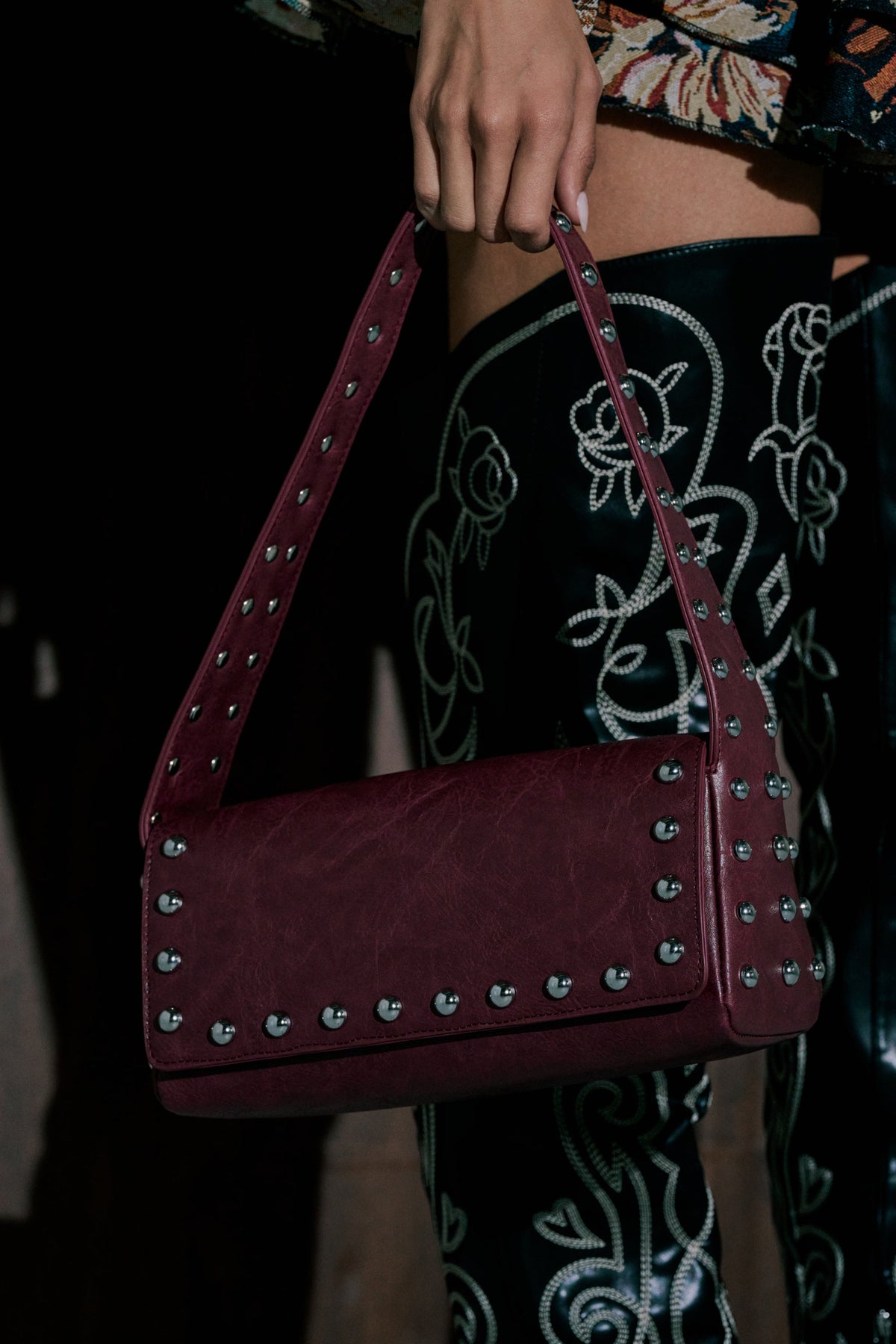 LOLA STUDDED PURSE