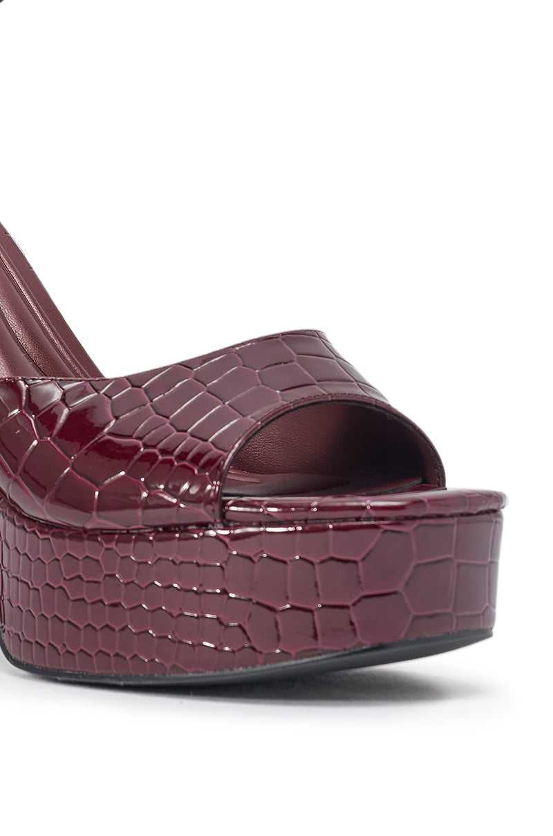AZALEA WANG MALIK BURGUNDY BLOCK HEEL CROC SANDAL