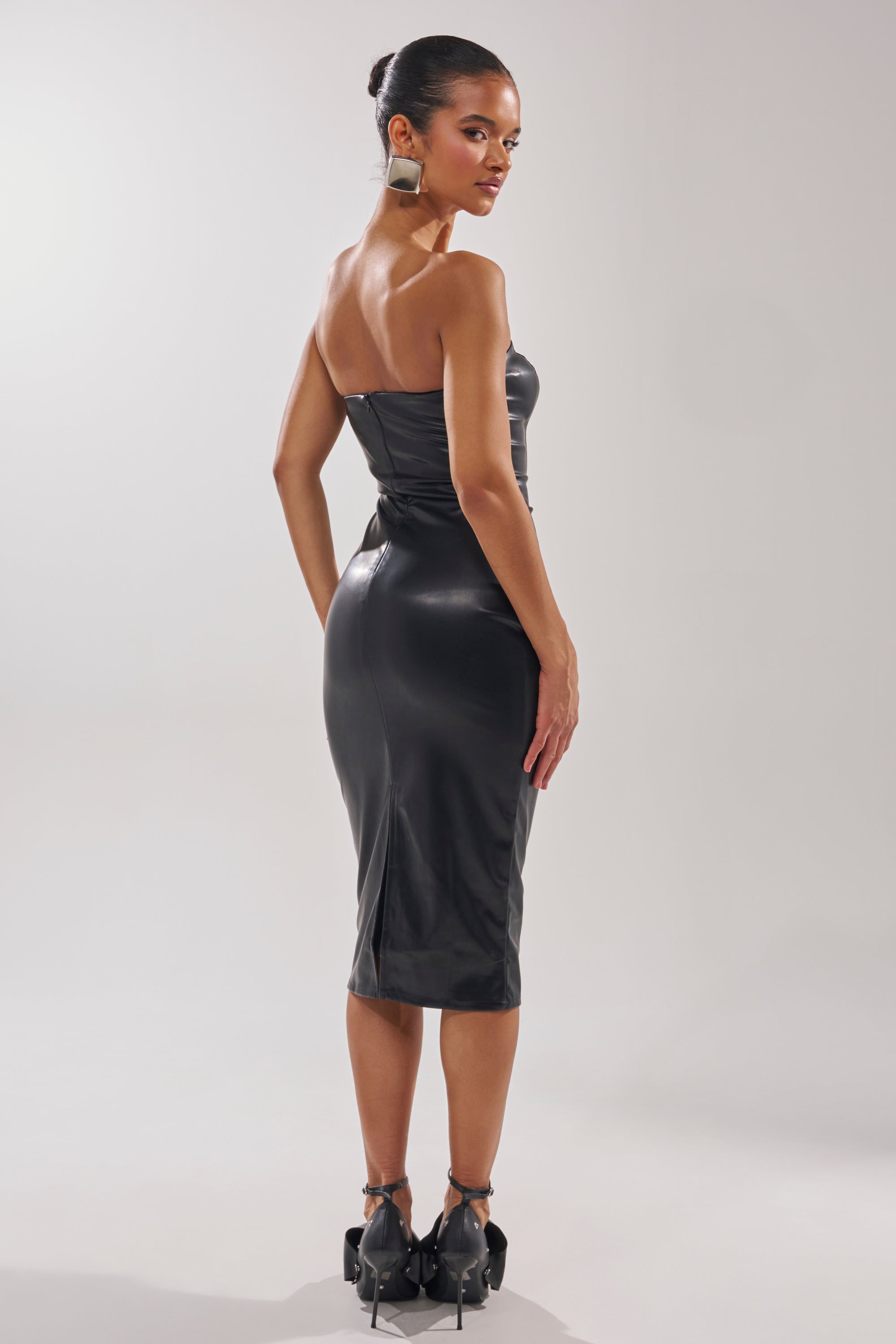 OH HOT DAMN FAUX LEATHER MIDI DRESS IN BLACK