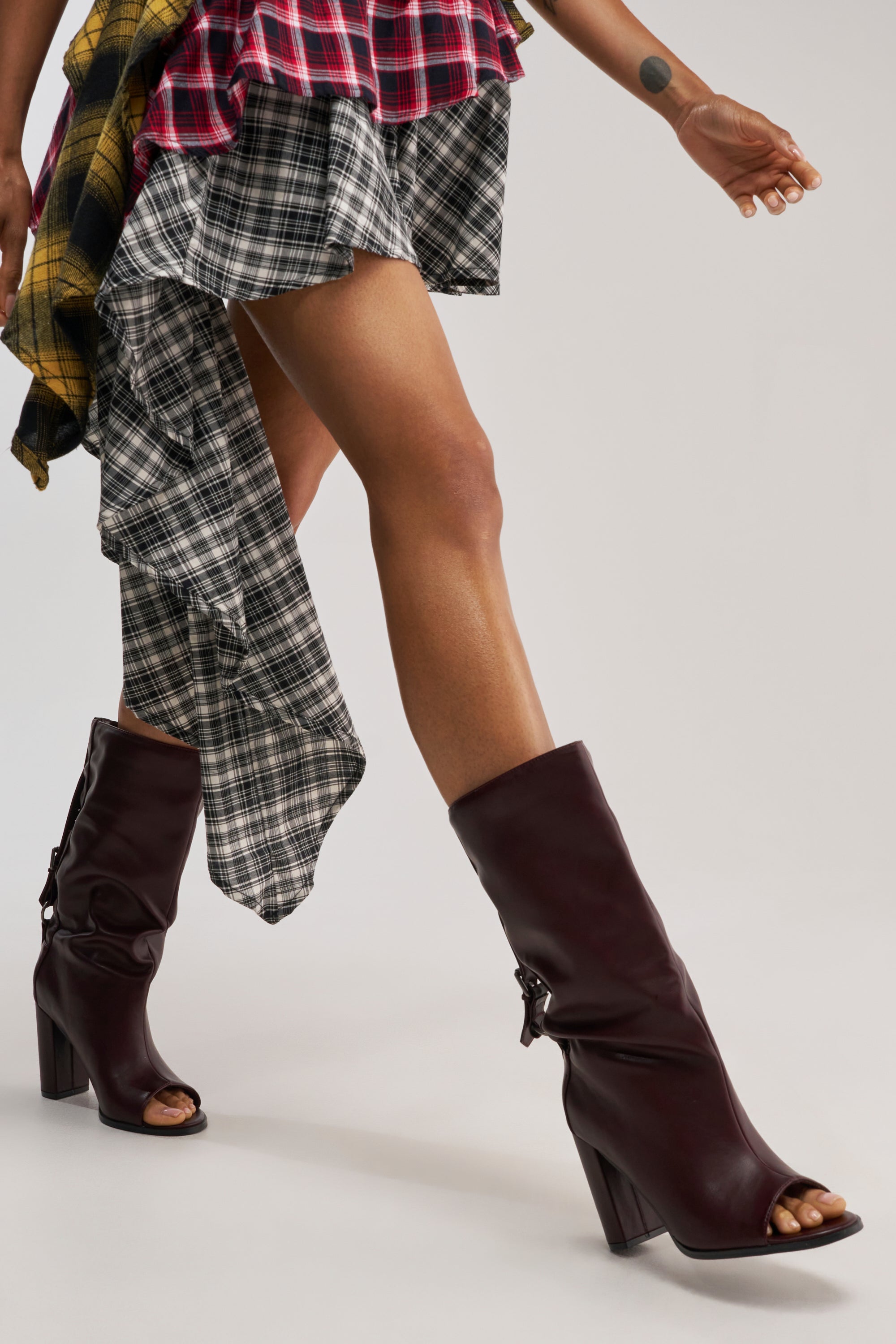 AKIRA GOLD REMIX MAHOGANY OPEN TOE BLOCK BOOTIE