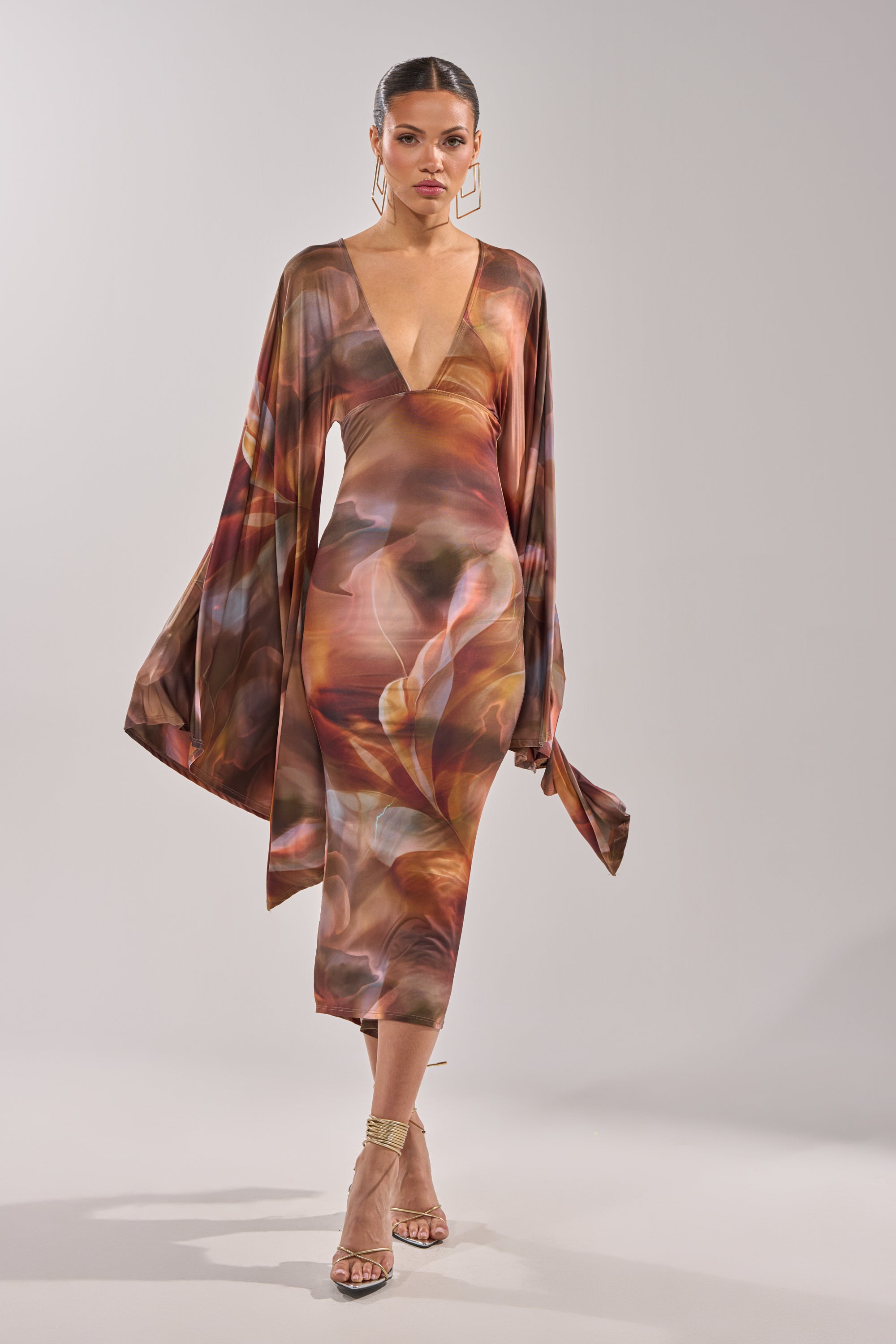 SHINY LIKE ME MAXI DRESS