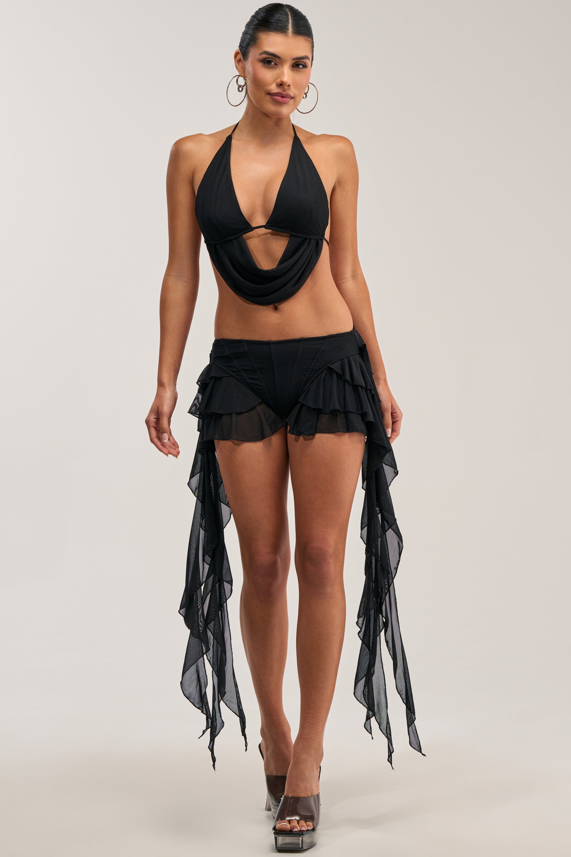 FESTIVAL QUEEN BRALETTE TOP IN BLACK