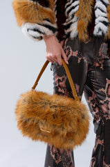 REALLY LIKE THAT FAUX FUR PURSE