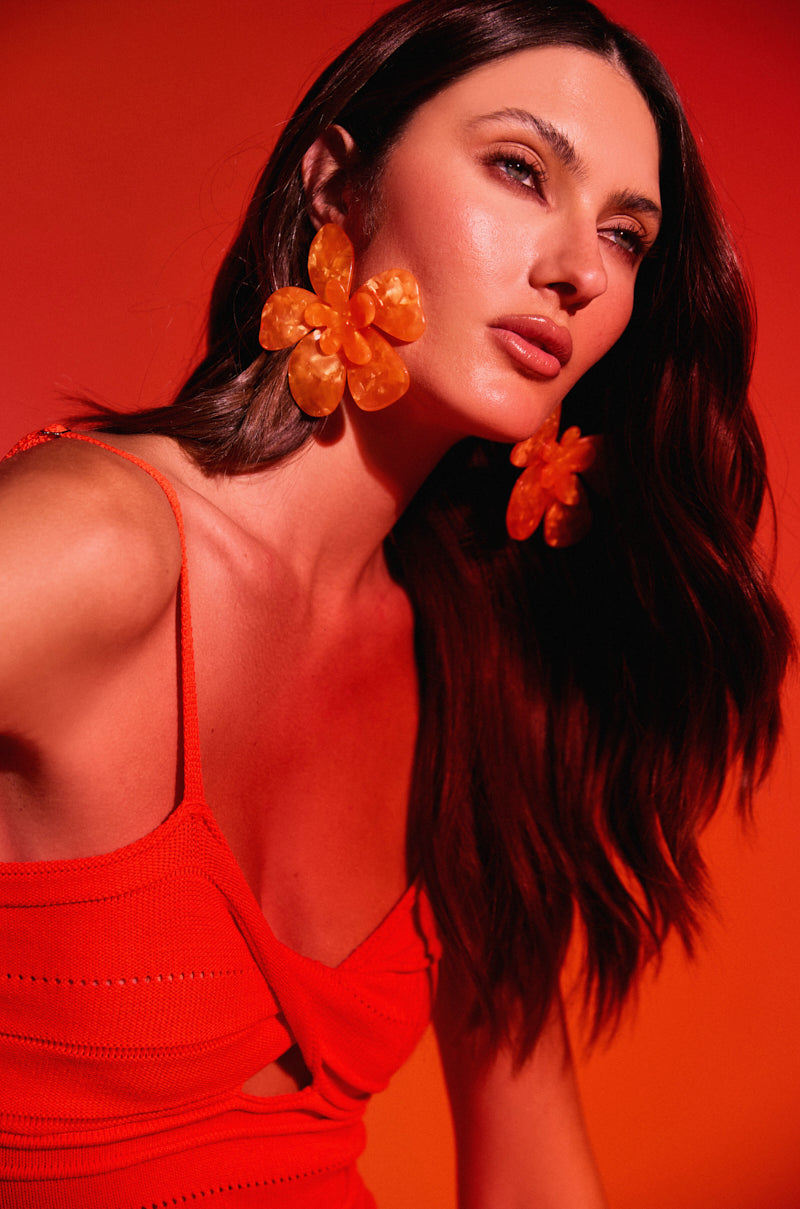 FRESH START FLOWER EARRING