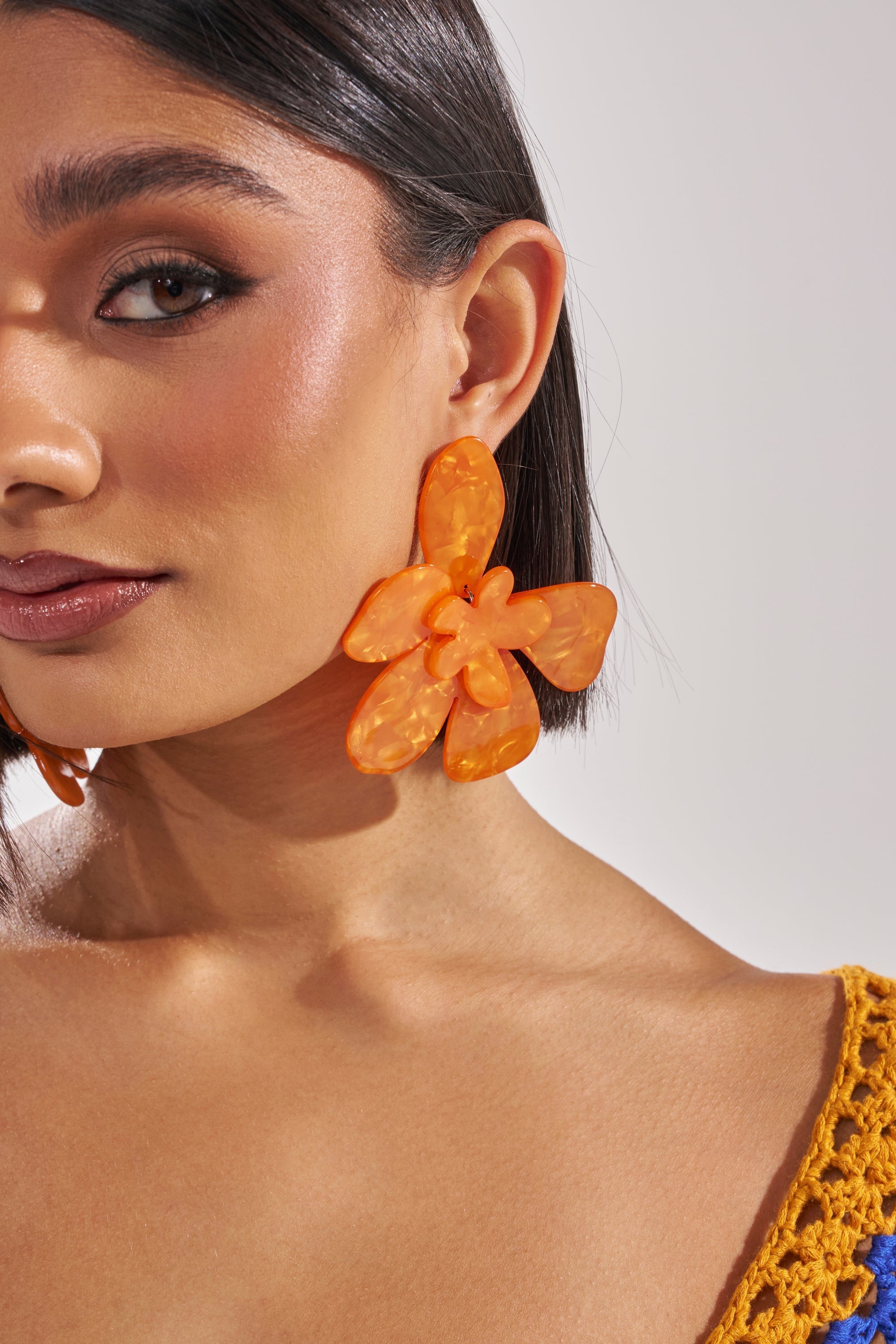 FRESH START FLOWER EARRING