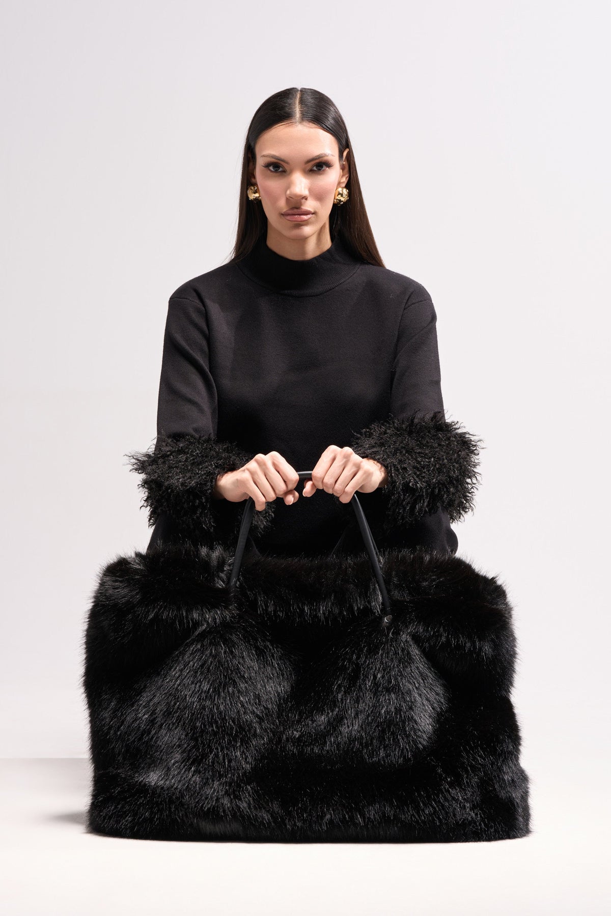 YETI LARGE FAUX FUR TOTE IN BLACK