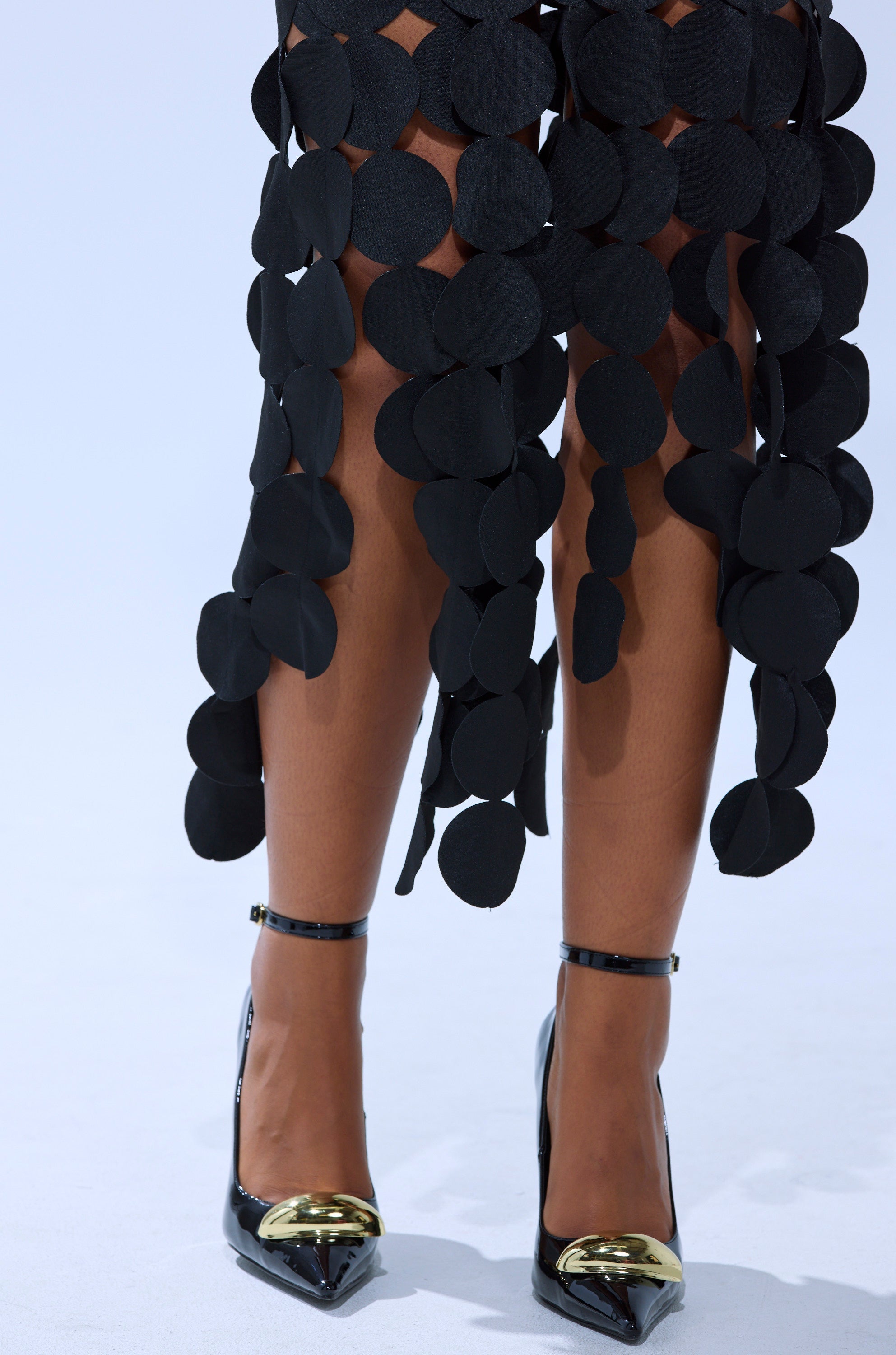 LOOKING FOR ME CIRCLE CUTOUT SKIRT