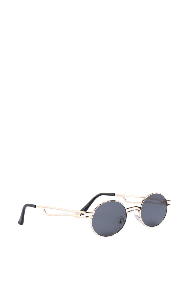 ANISTON SMALL CIRCLE FRAME SUNGLASSES IN BLACK