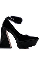 AZALEA WANG KORNESLIA CHUNKY PUMP IN BLACK