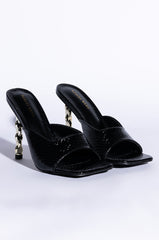 AZALEA WANG HEARTS RACING STILETTO SANDAL IN BLACK