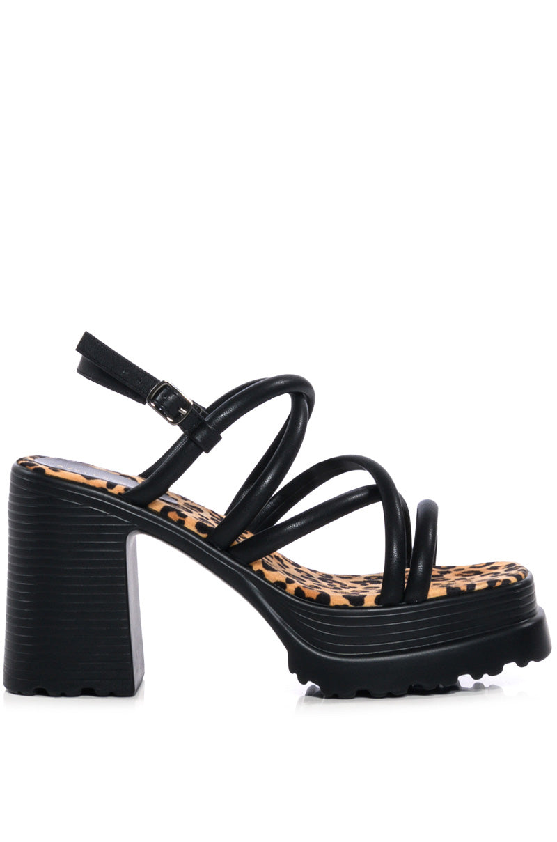 AZALEA WANG SAVINO CHUNKY SANDAL