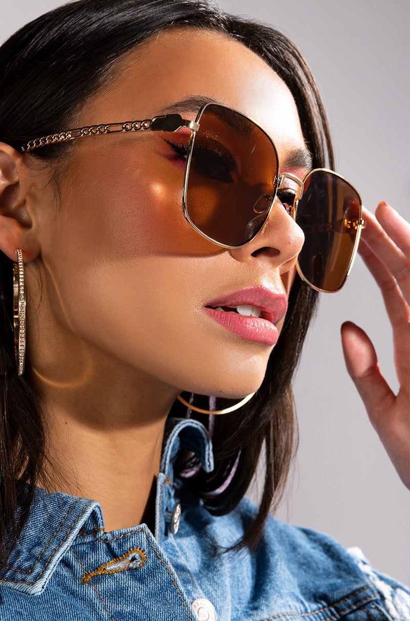 CHAMPAGNE DREAMS SUNNIES