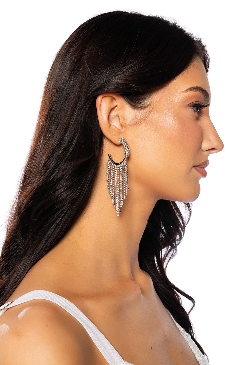 DRIPPING HOOP IN SILVER