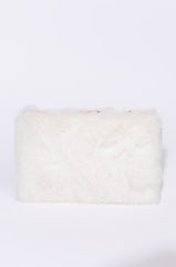 FURRY NICE CLUTCH