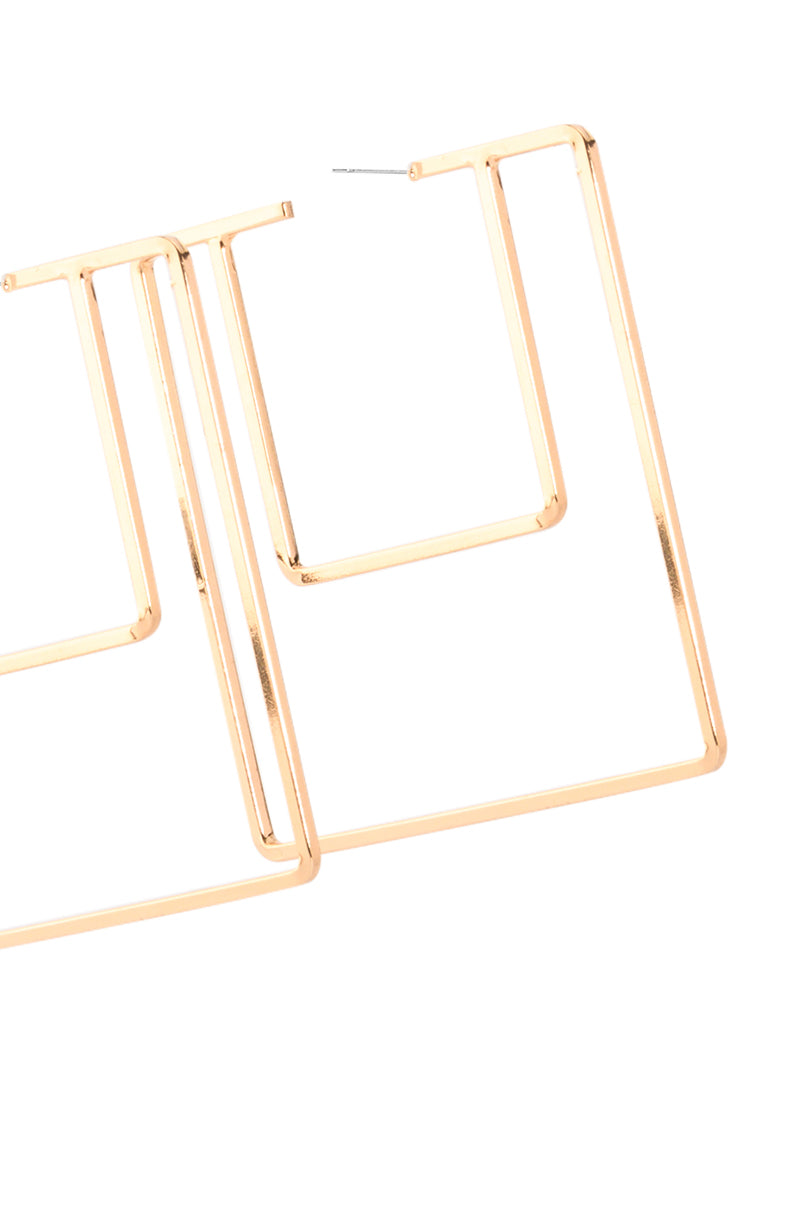 GEO EARRING IN GOLD