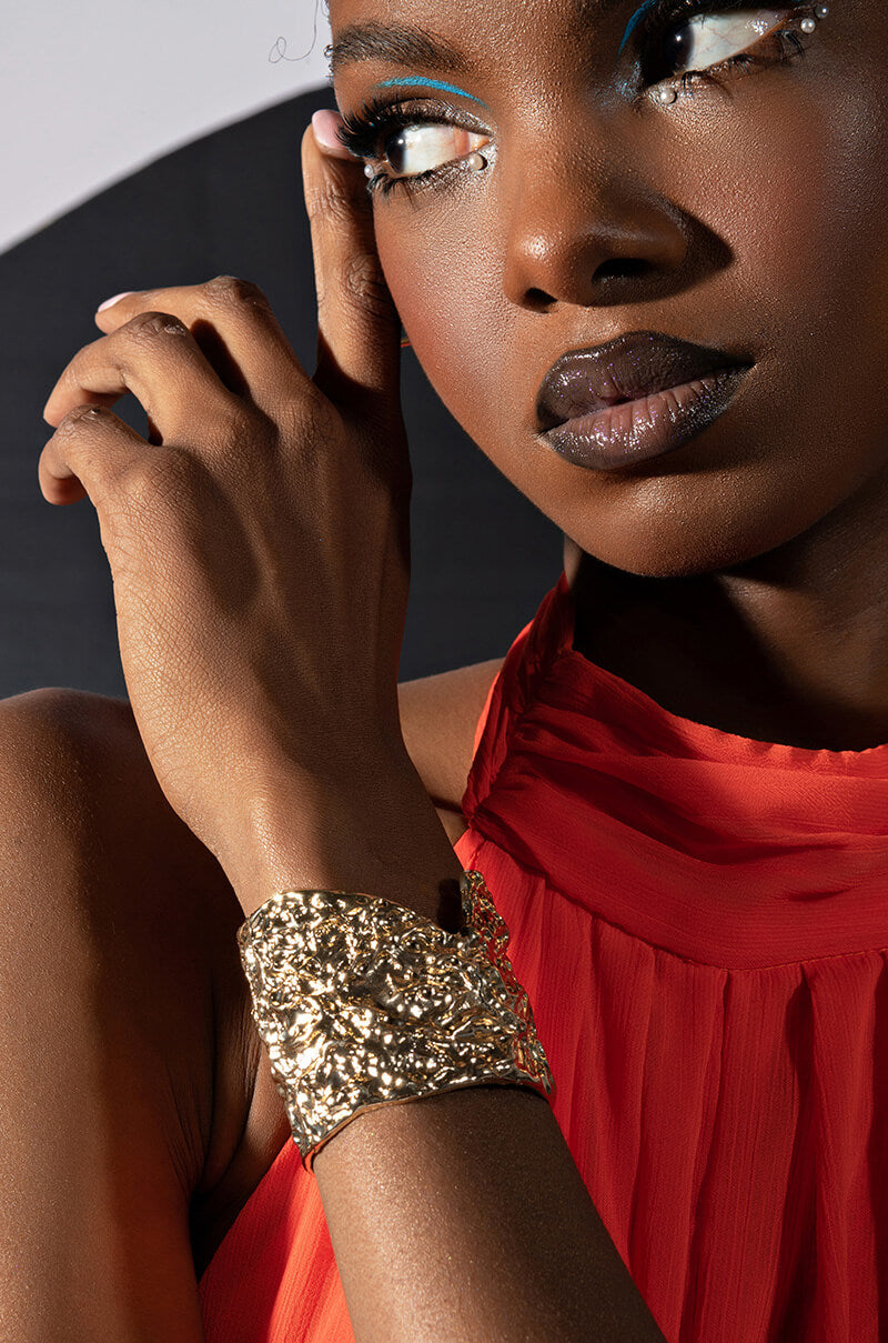 HAMMERED CUFF BRACELET