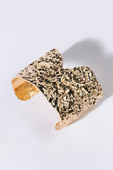 HAMMERED CUFF BRACELET