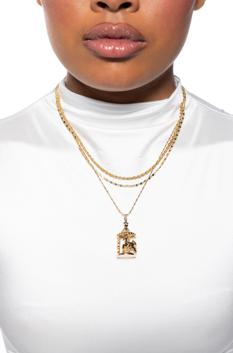HIGH CLASS NECKLACE