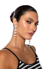 IT'S A LIFESTYLE PEARL EARRING