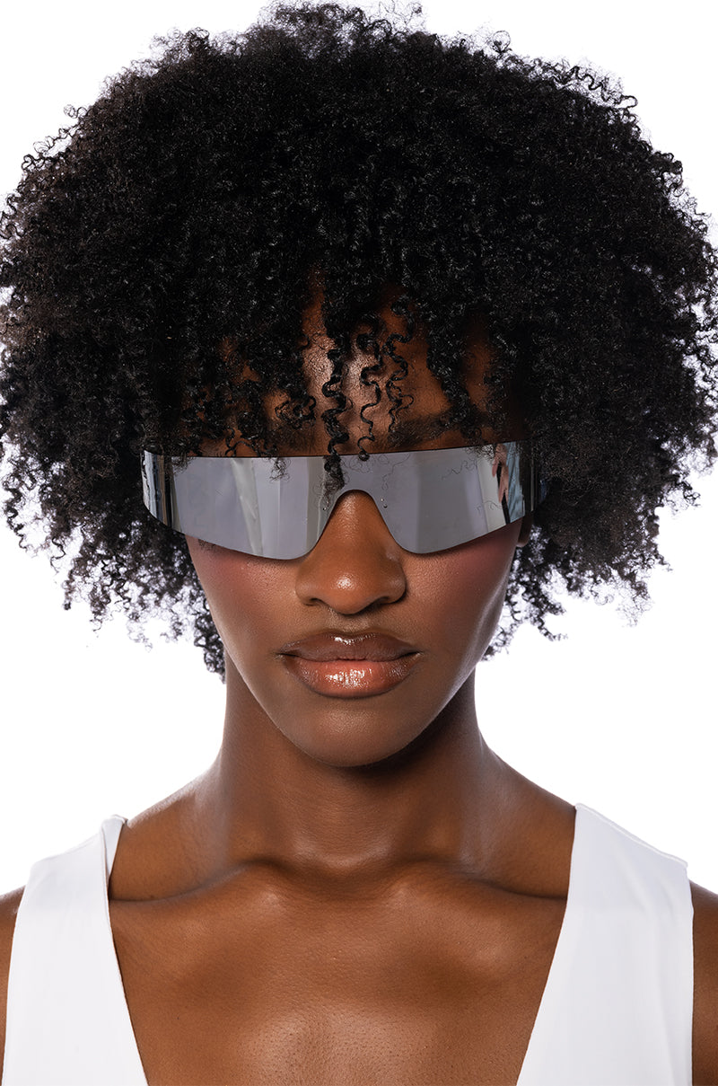 JET LIFE SHIELD SUNNIES IN SILVER