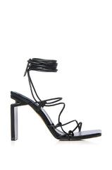 LACED BLACK CHUNKY SANDAL