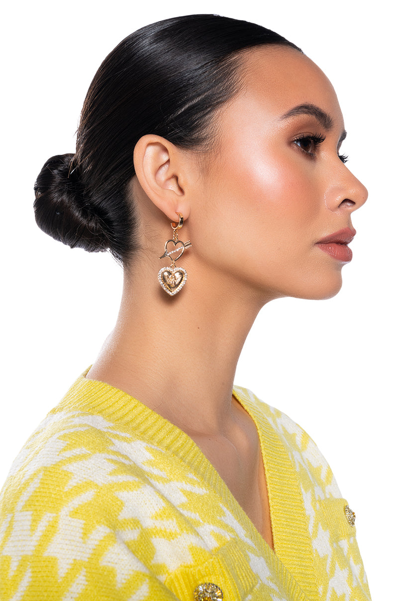 LOVES ME EARRING