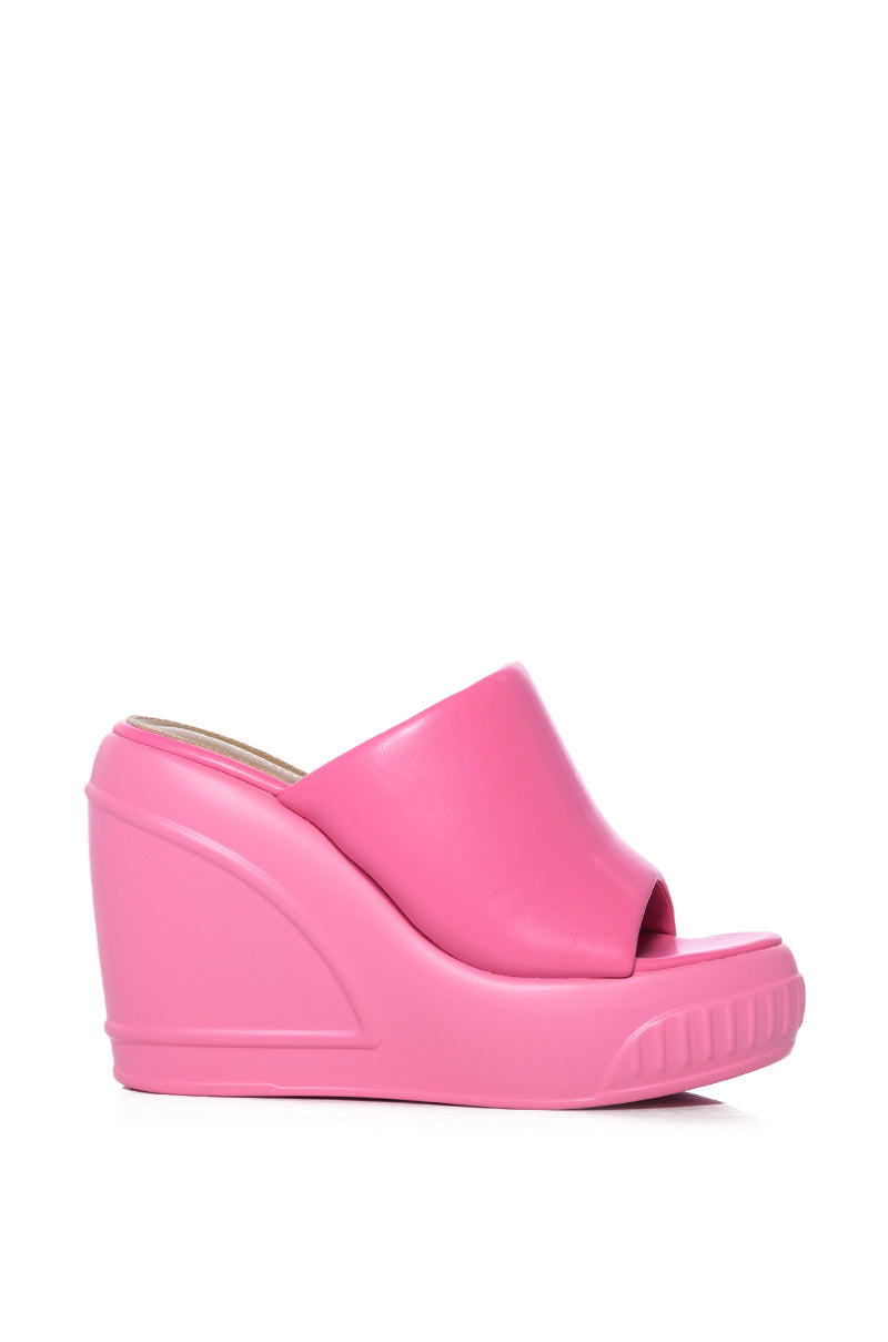 OCEAN EYES PINK WEDGE SANDAL