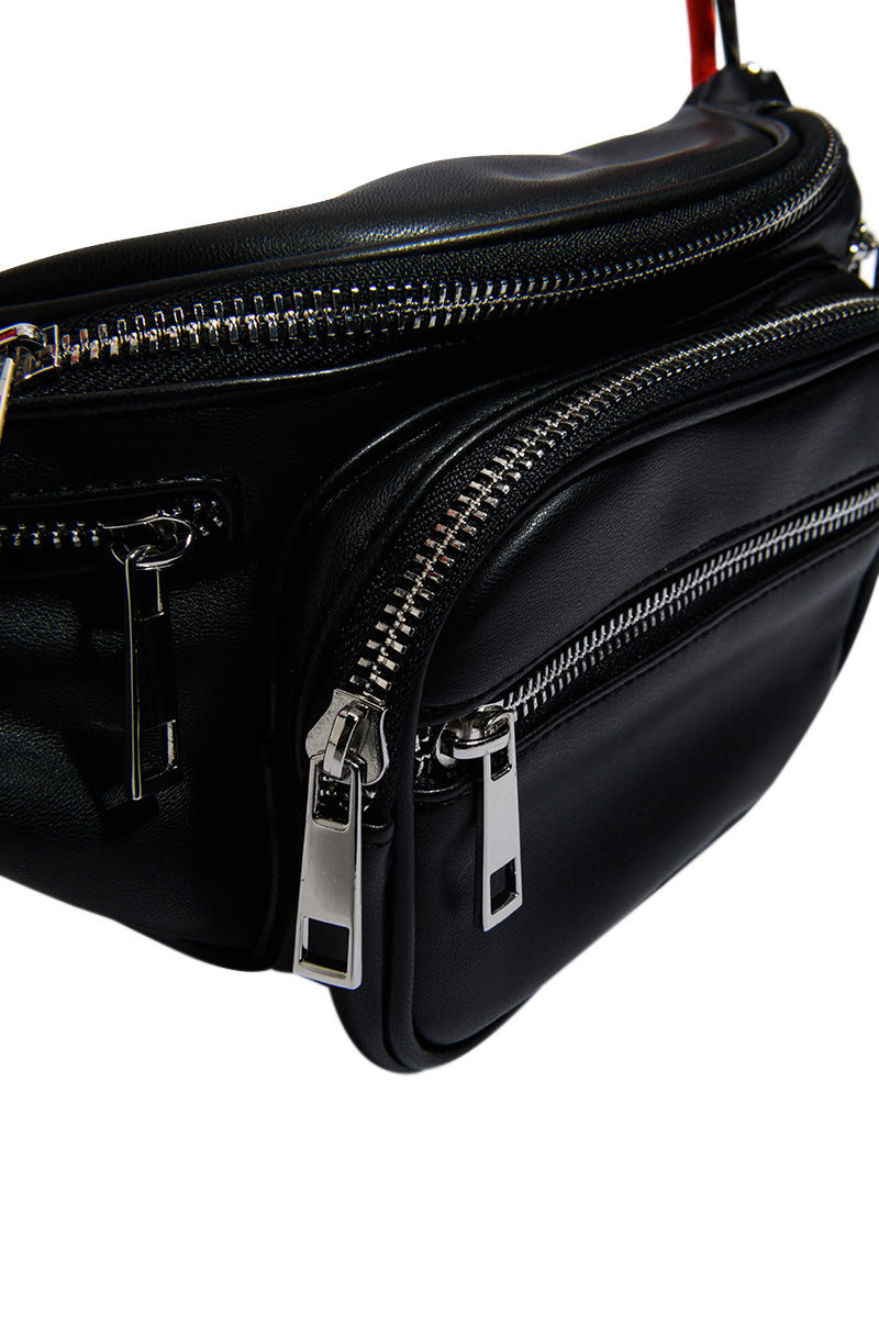 ON THE RUN FANNY PACK