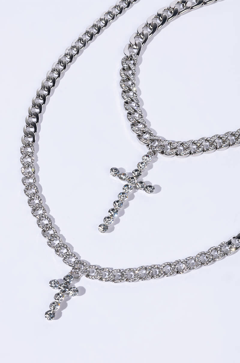 ONE AND ONLY SILVER CROSS NECKLACE SET
