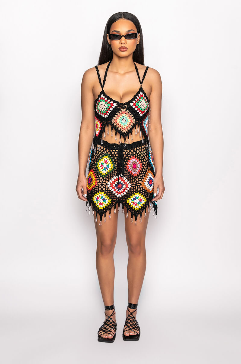 PACK YOUR BAGS RHINESTONE TRIM CROCHET CROP TOP