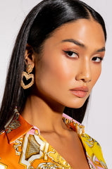 QUEEN OF HEARTS TEXTURED GOLD EARRINGS